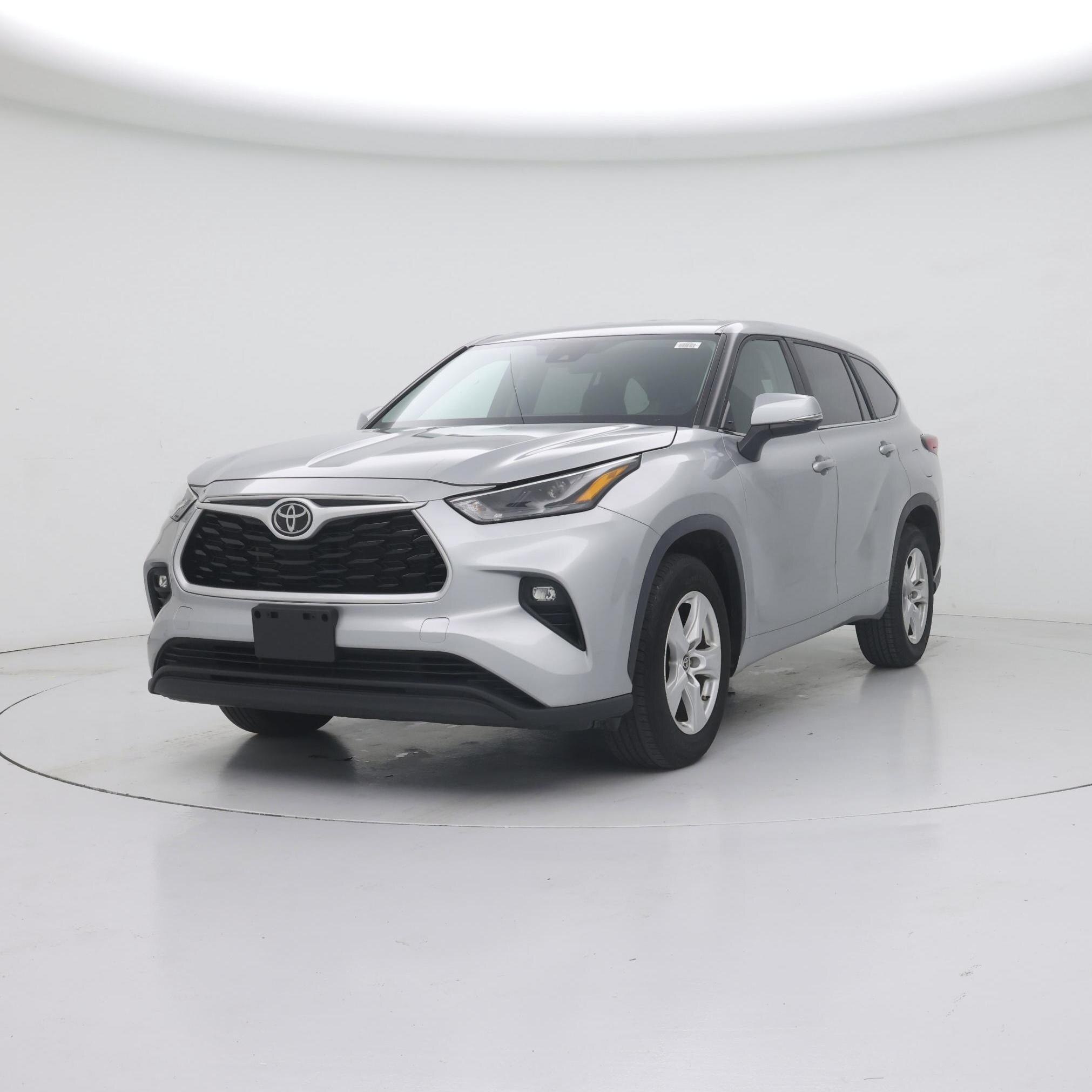Thumbnail: 2023 Toyota Highlander - 4