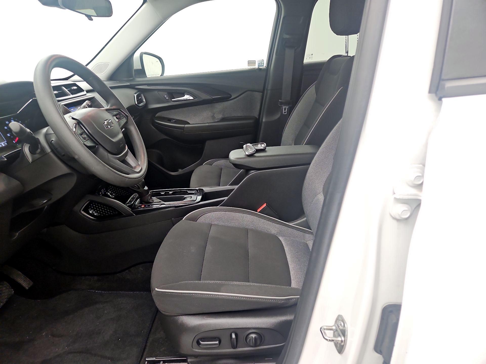 Thumbnail: 2022 Chevrolet TrailBlazer - 11