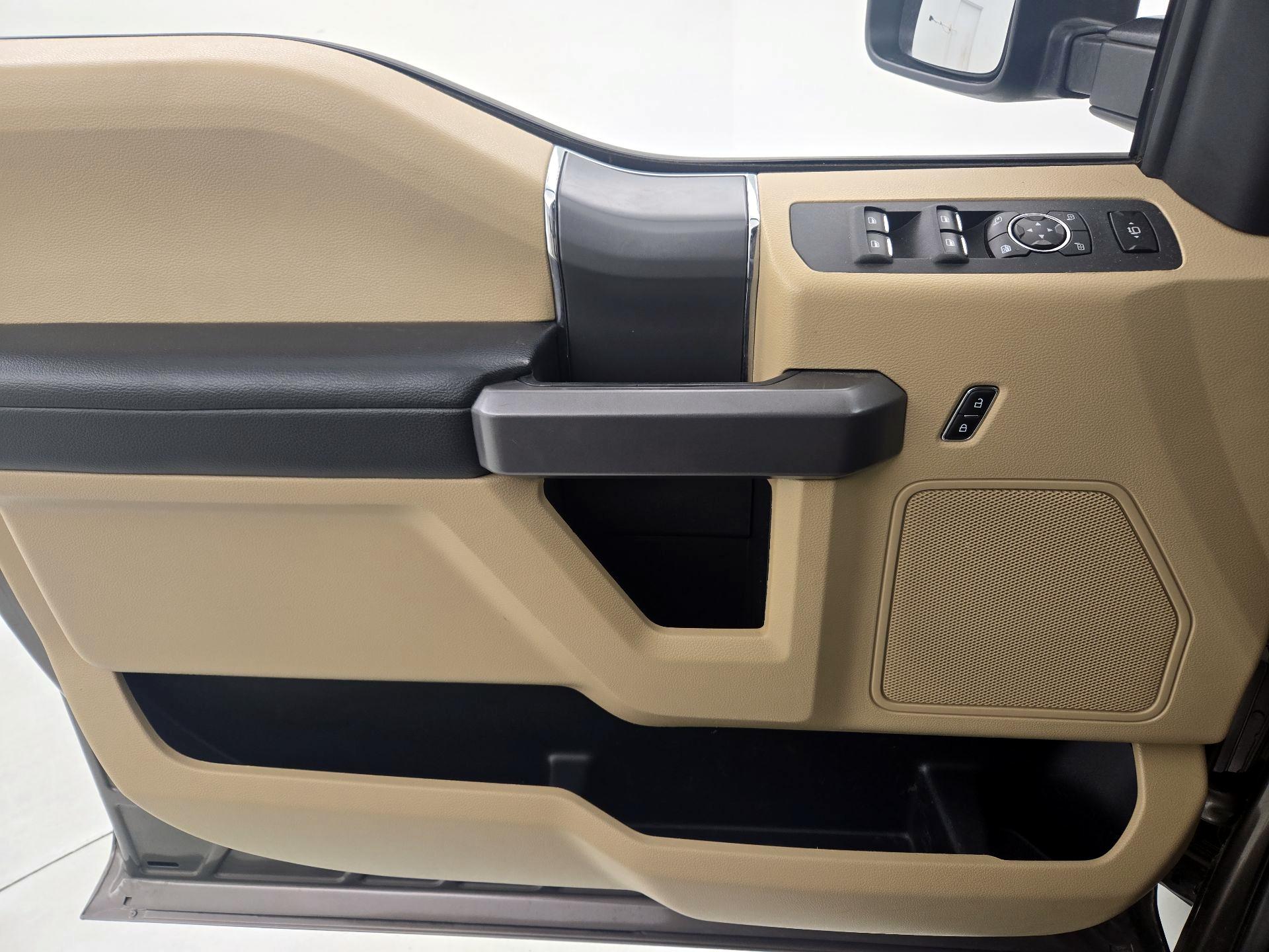 Thumbnail: 2019 Ford F-250 - 12