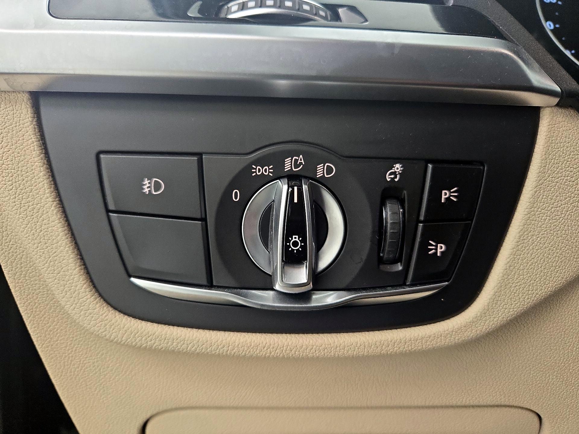 Thumbnail: 2019 BMW X3 - 13