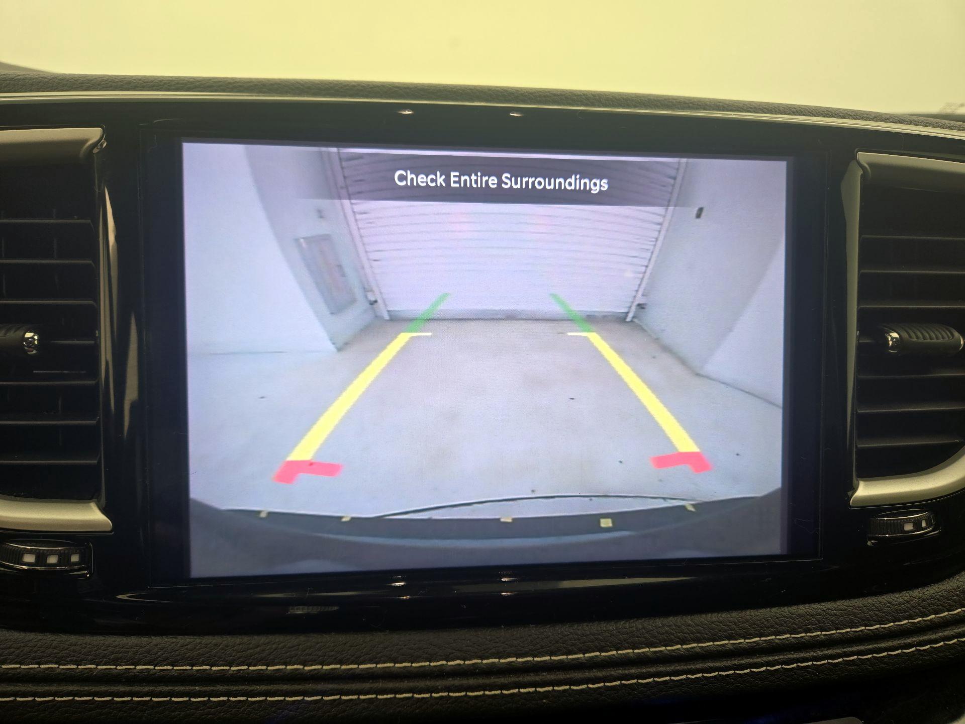 Thumbnail: 2022 Chrysler Pacifica - 14