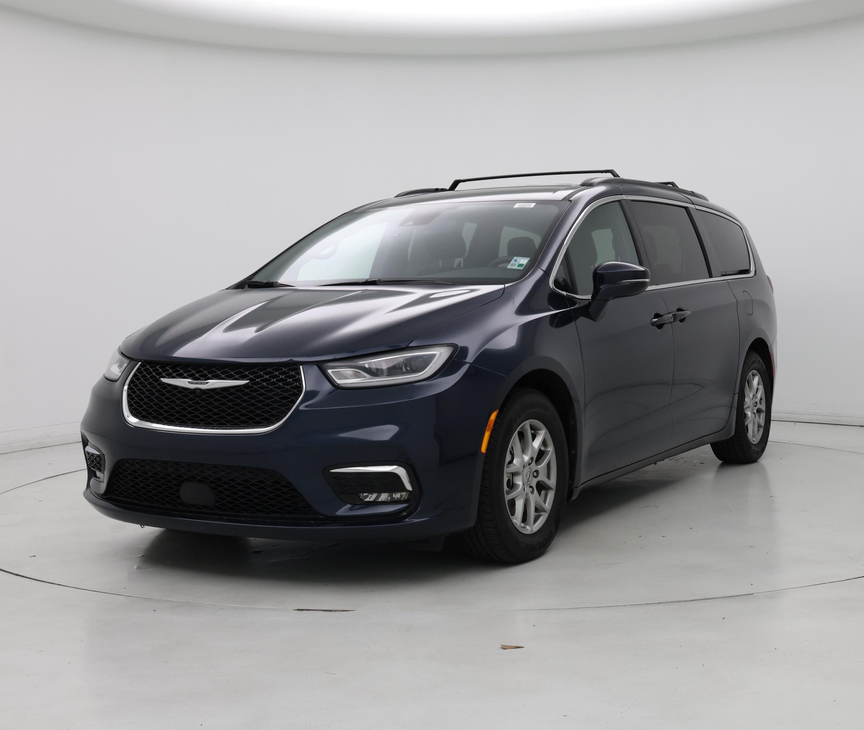 Thumbnail: 2022 Chrysler Pacifica - 4