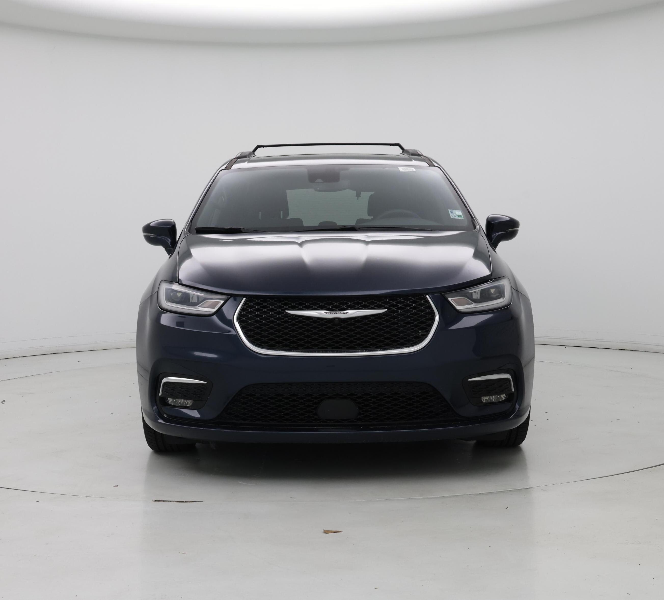 Thumbnail: 2022 Chrysler Pacifica - 5