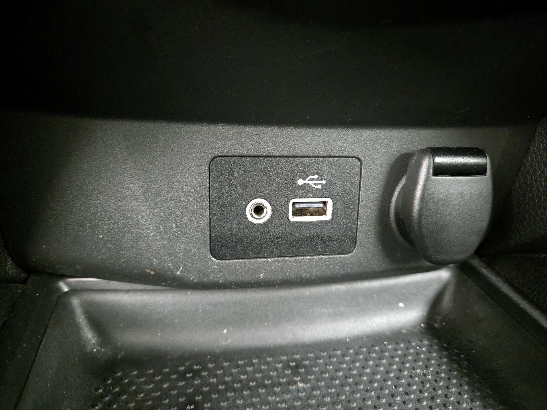 Thumbnail: 2020 Nissan Rogue - 18