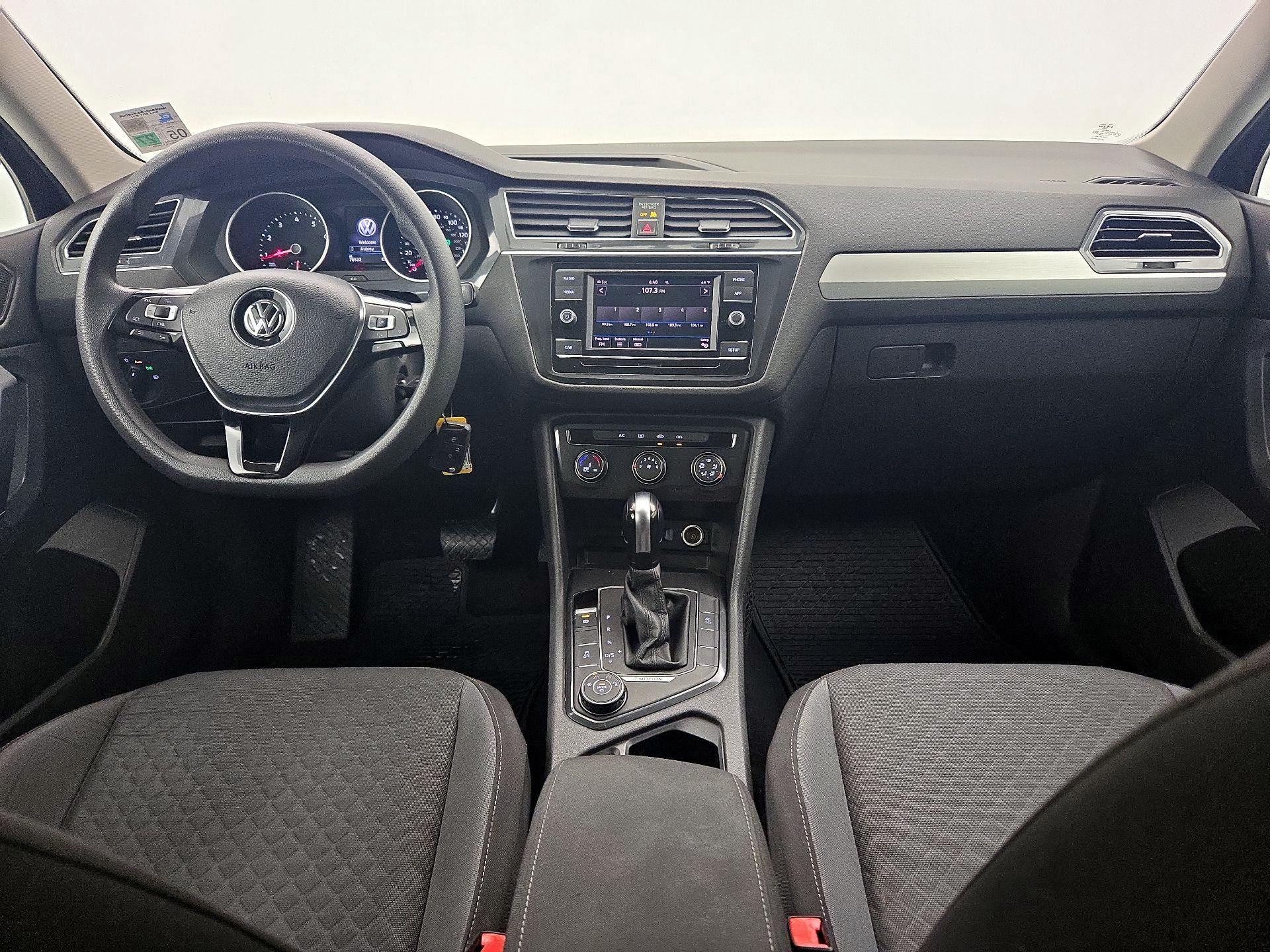 Thumbnail: 2018 Volkswagen Tiguan - 9