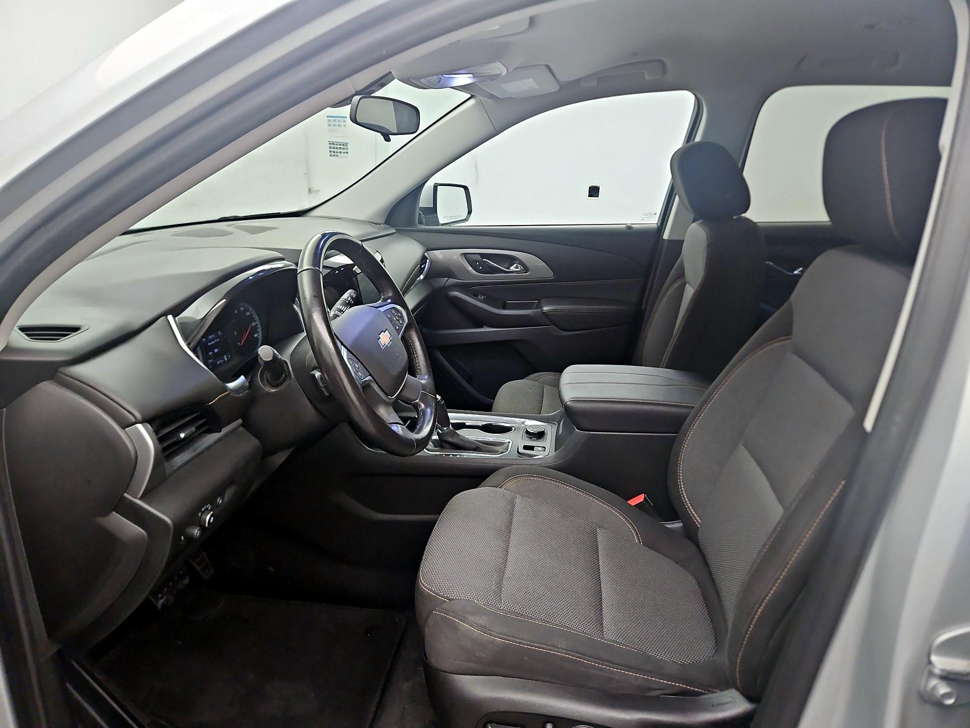 Thumbnail: 2019 Chevrolet Traverse - 11