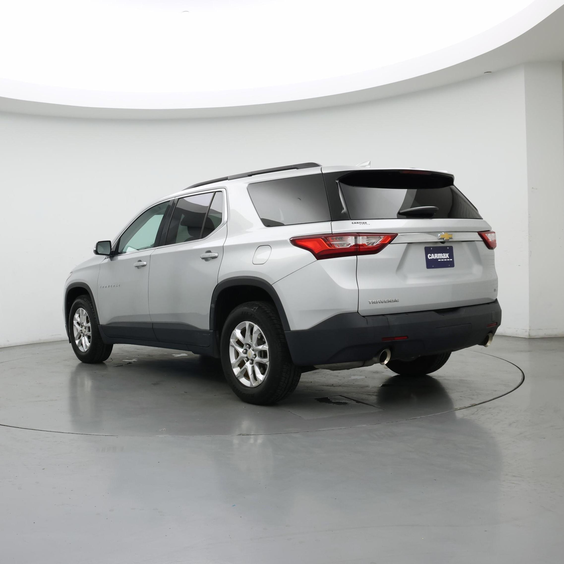 Thumbnail: 2019 Chevrolet Traverse - 2