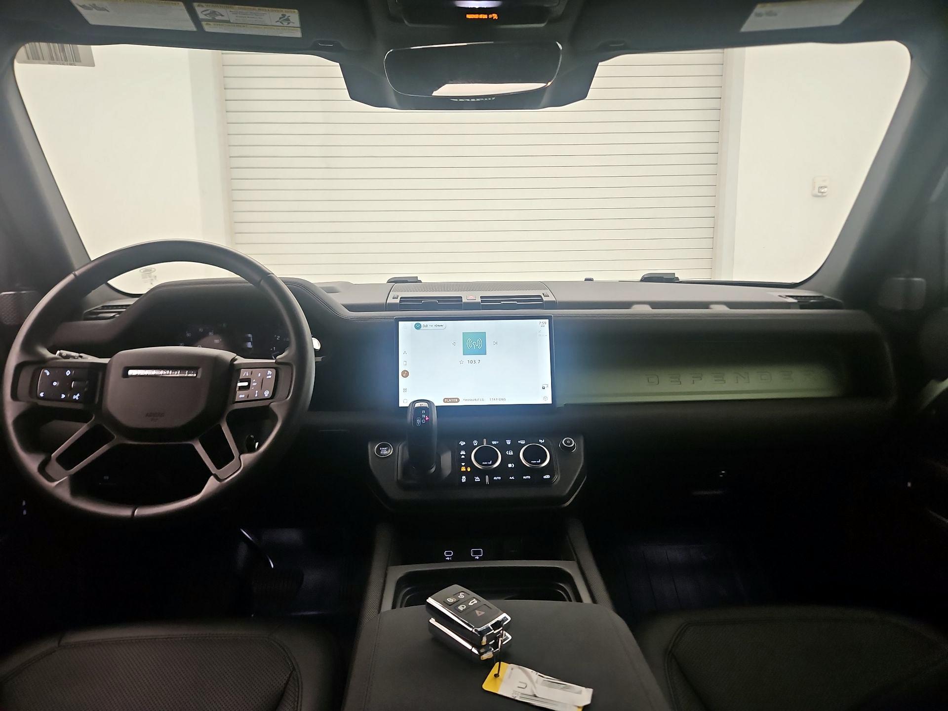 Thumbnail: 2023 Land Rover Defender - 9