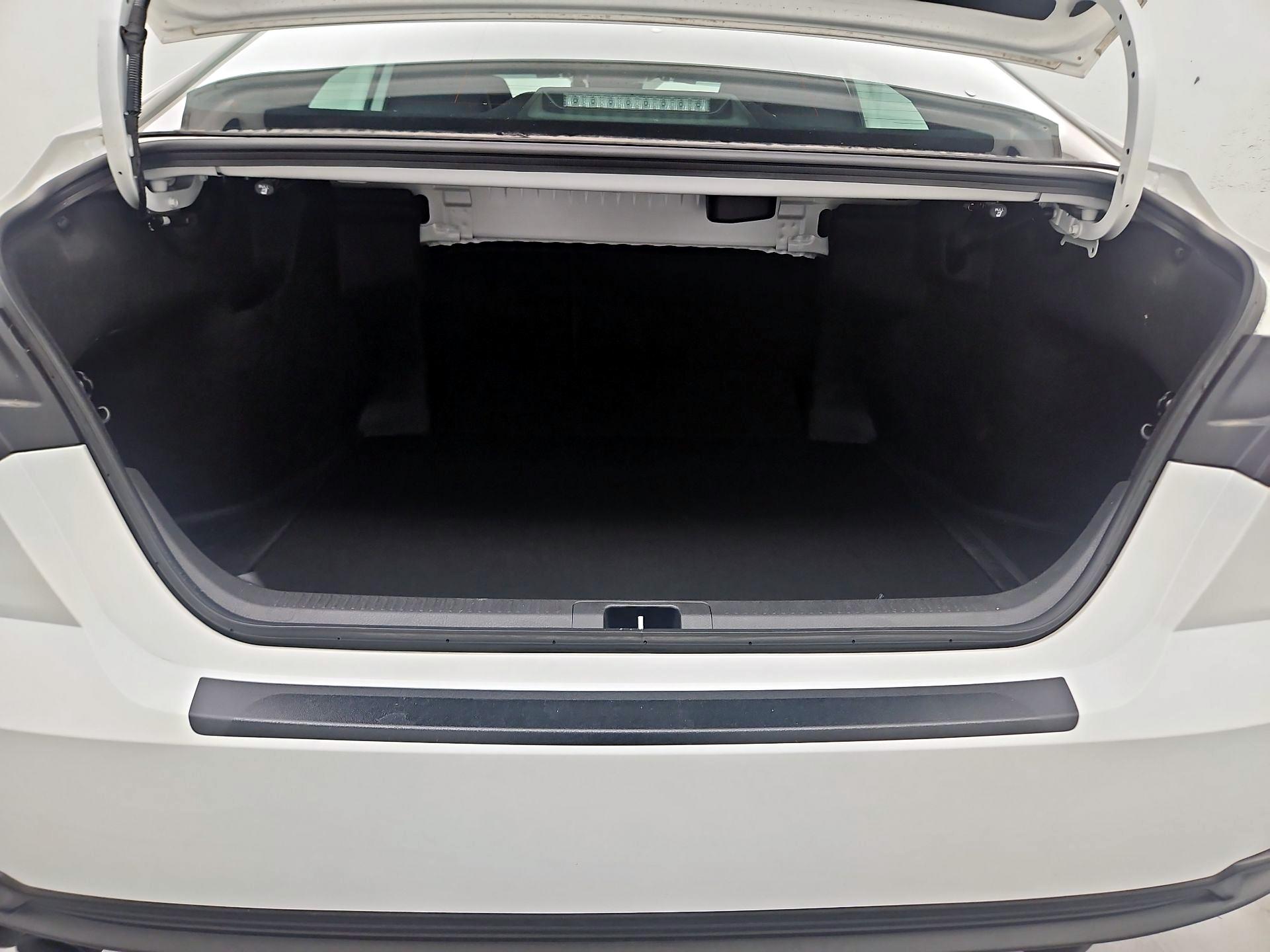 Thumbnail: 2025 Toyota Camry - 20