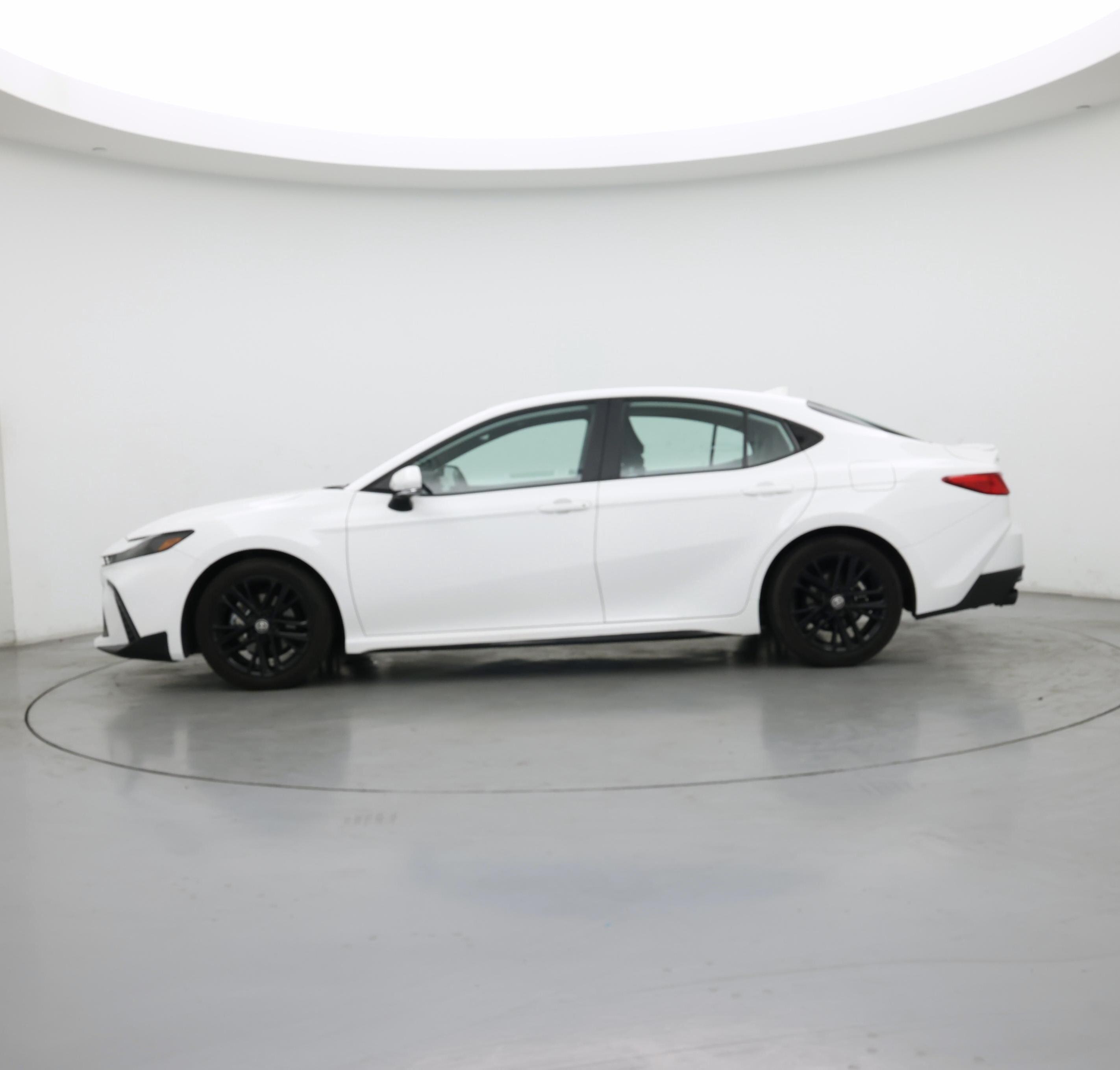 Thumbnail: 2025 Toyota Camry - 3