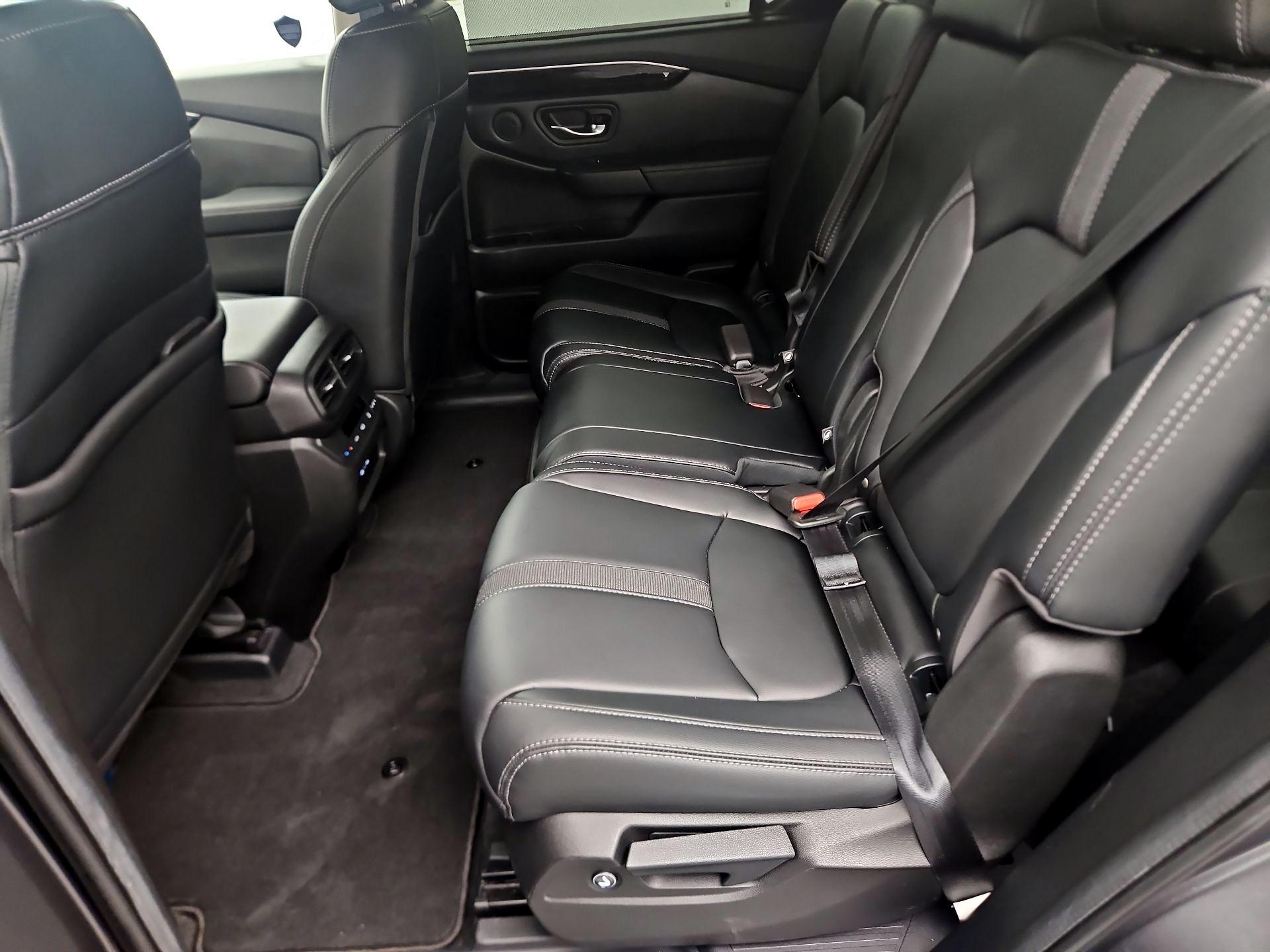 Thumbnail: 2024 Honda Pilot - 16