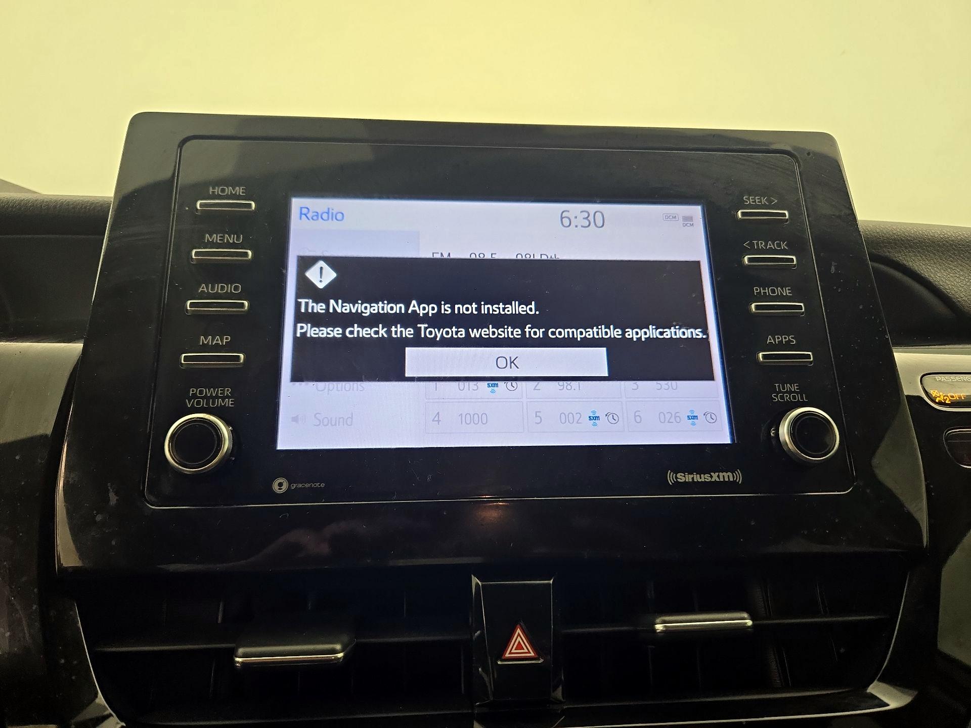 Thumbnail: 2021 Toyota Camry - 14