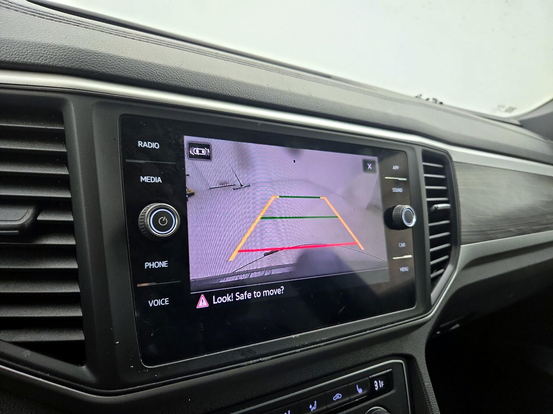 Thumbnail: 2021 Volkswagen Atlas - 14