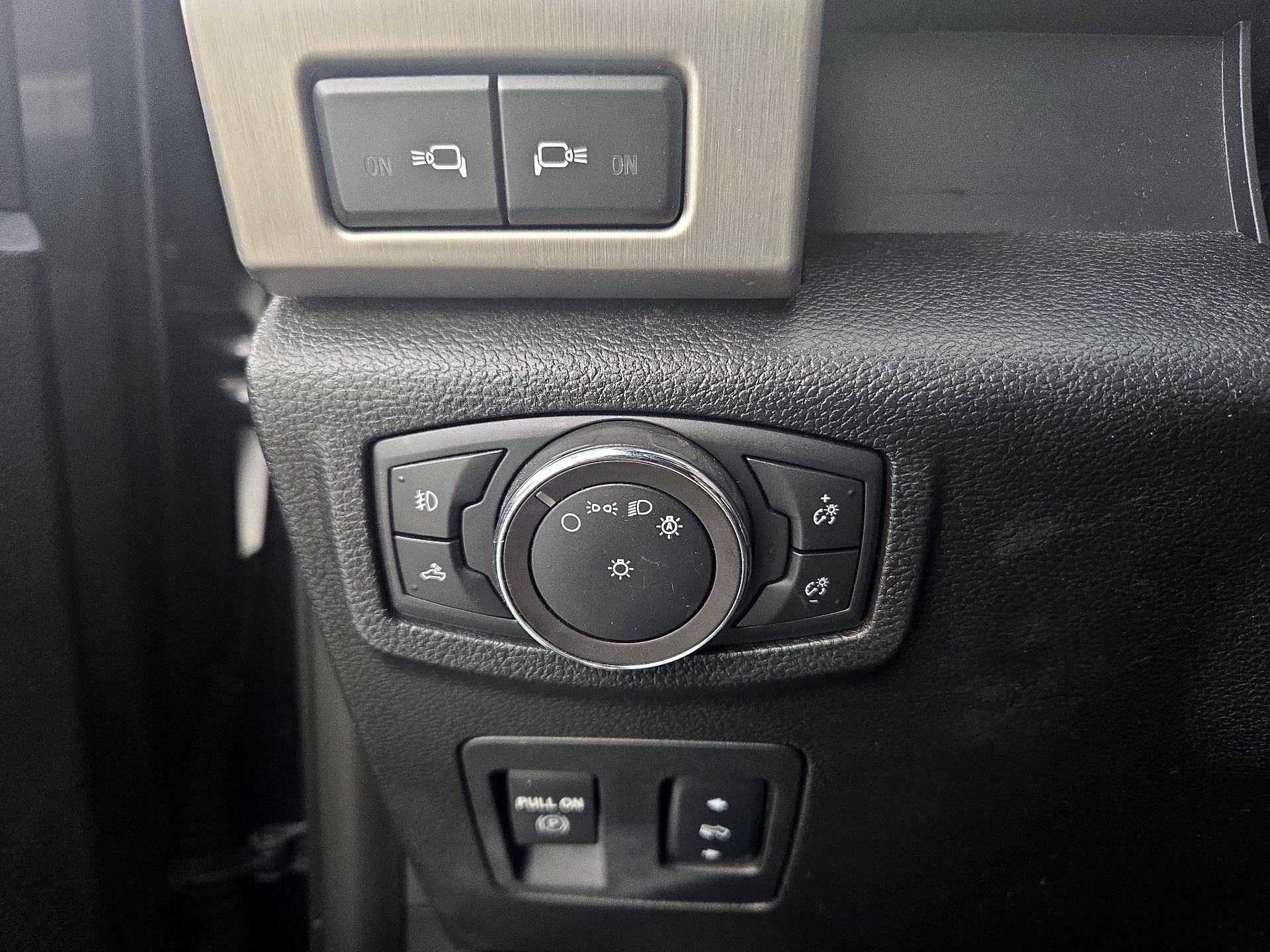 Thumbnail: 2018 Ford F-150 - 13