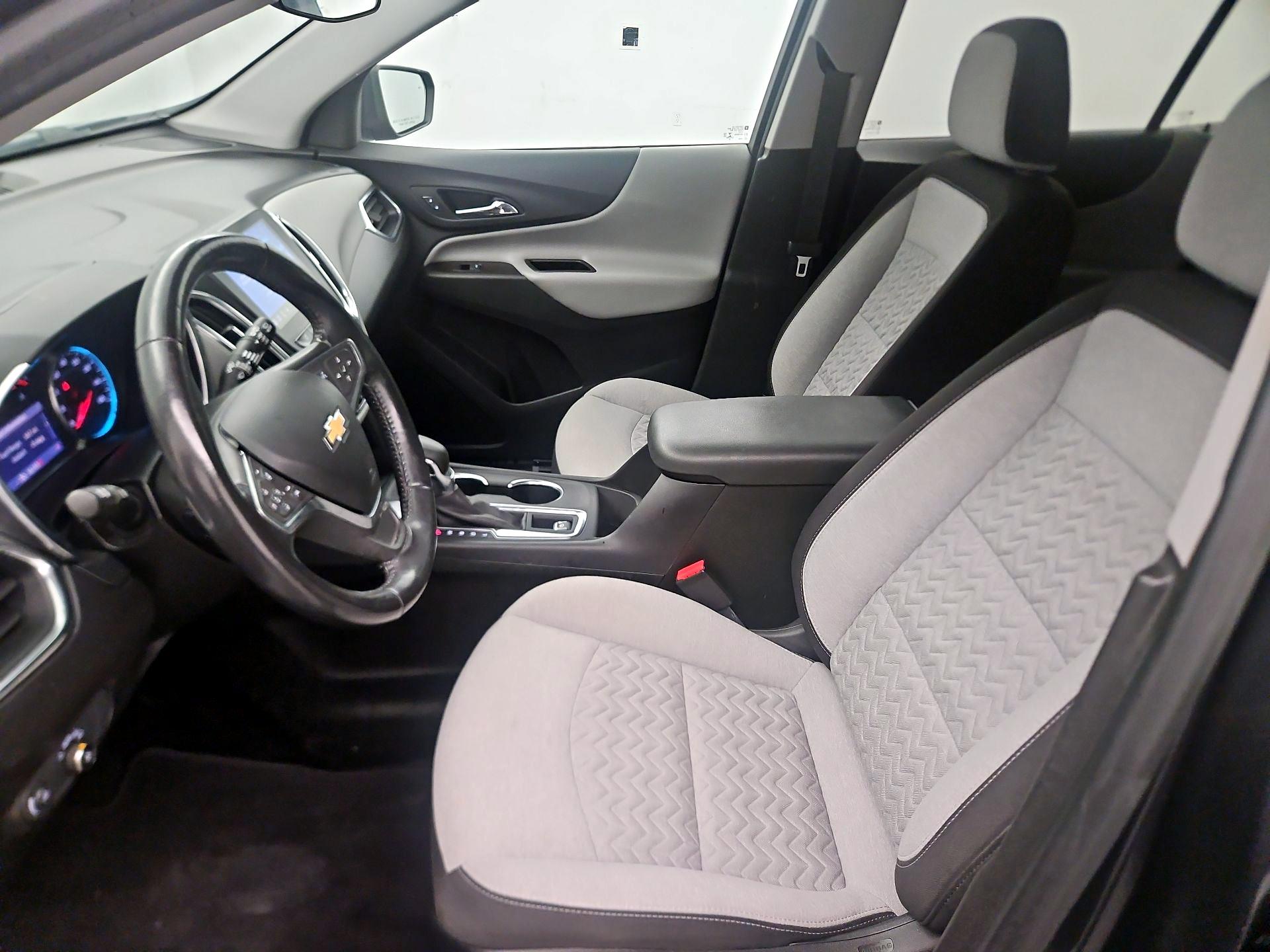 Thumbnail: 2022 Chevrolet Equinox - 11