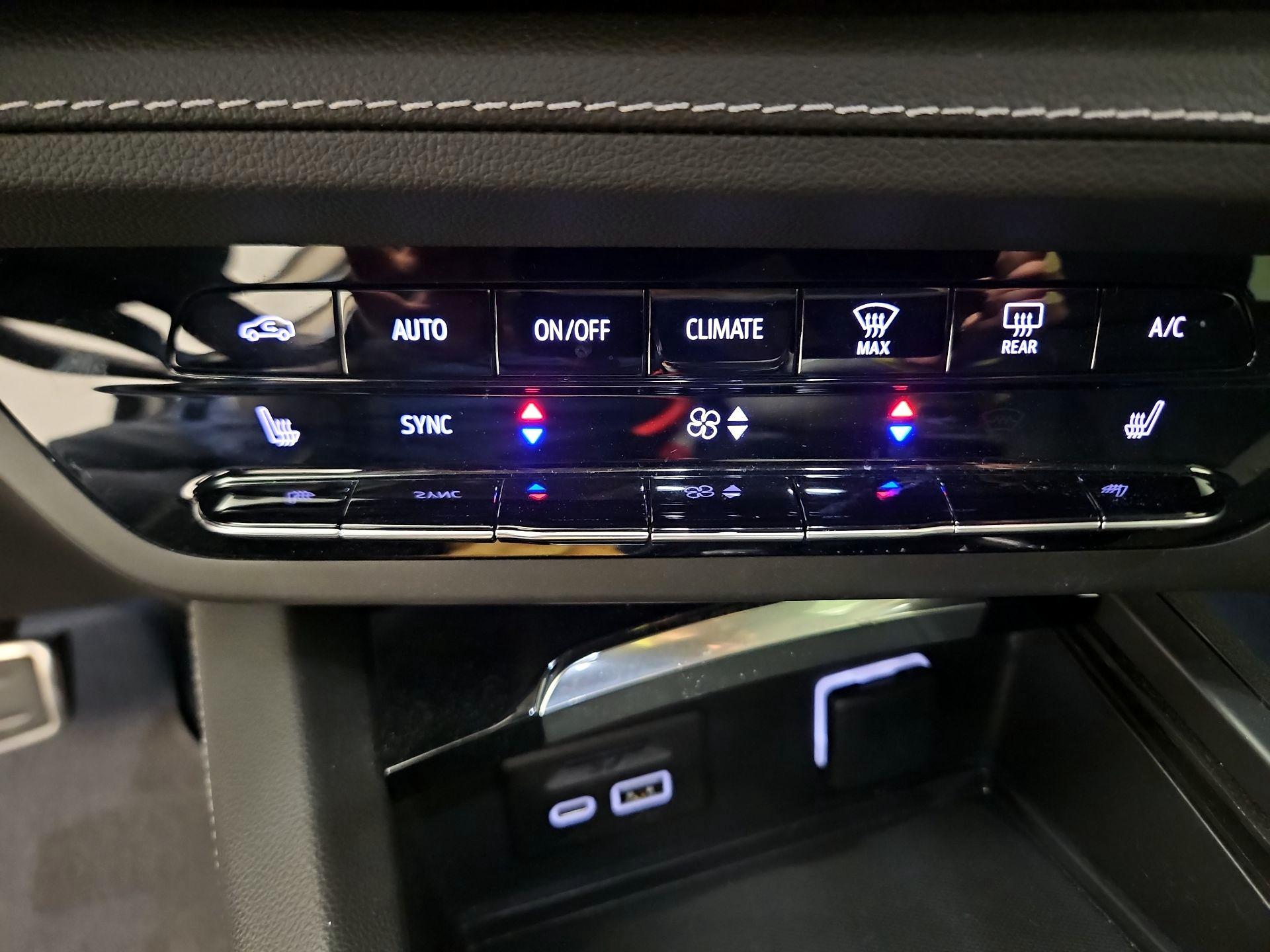 Thumbnail: 2022 Buick Envision - 16