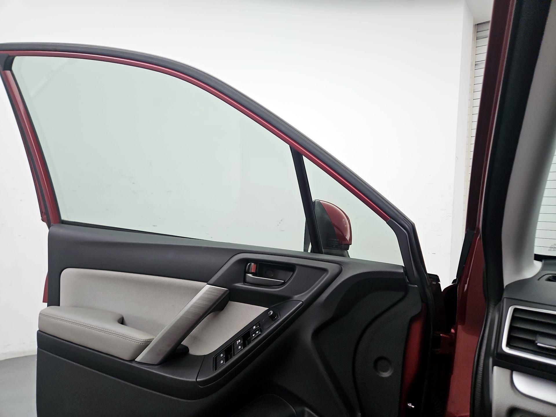 Thumbnail: 2016 Subaru Forester - 12