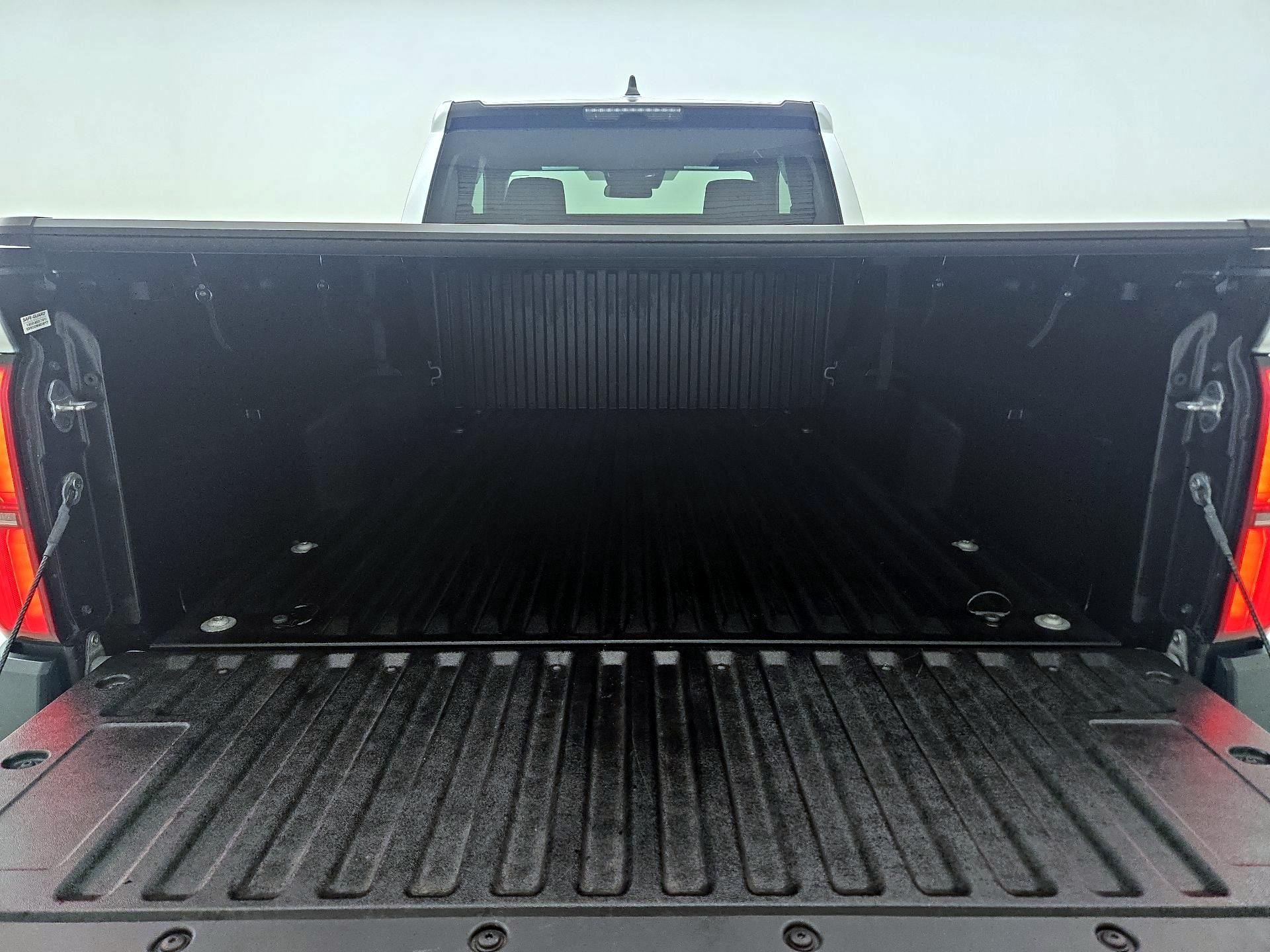 Thumbnail: 2024 Toyota Tacoma - 18