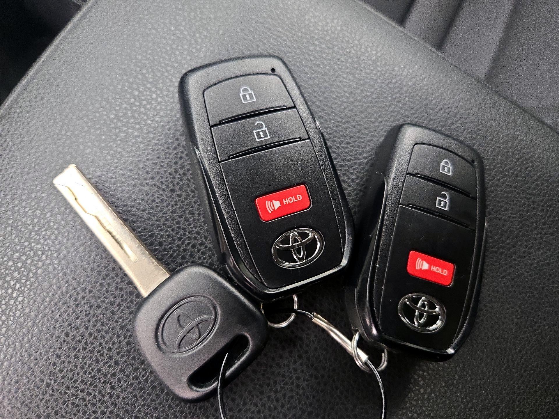 Thumbnail: 2024 Toyota Tacoma - 20