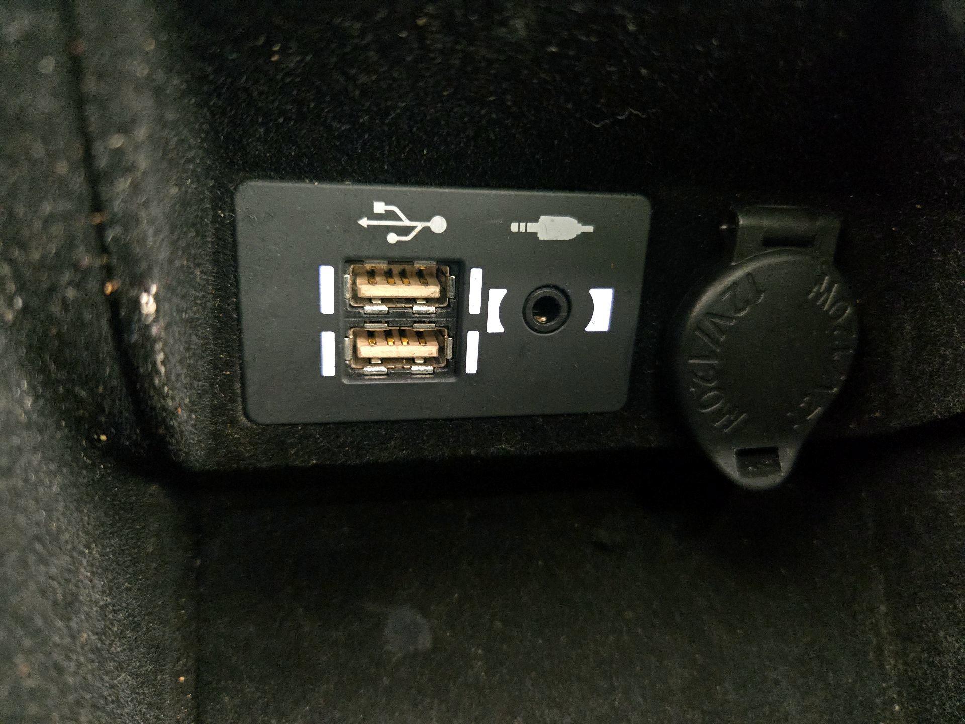 Thumbnail: 2023 Lexus IS - 18