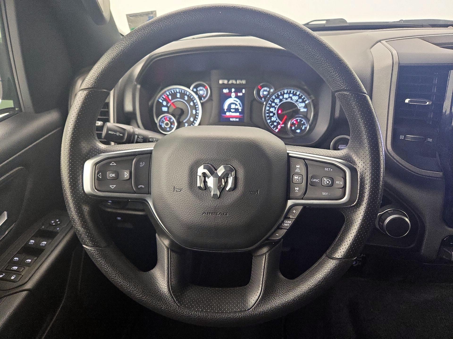 Thumbnail: 2025 RAM 1500 - 10