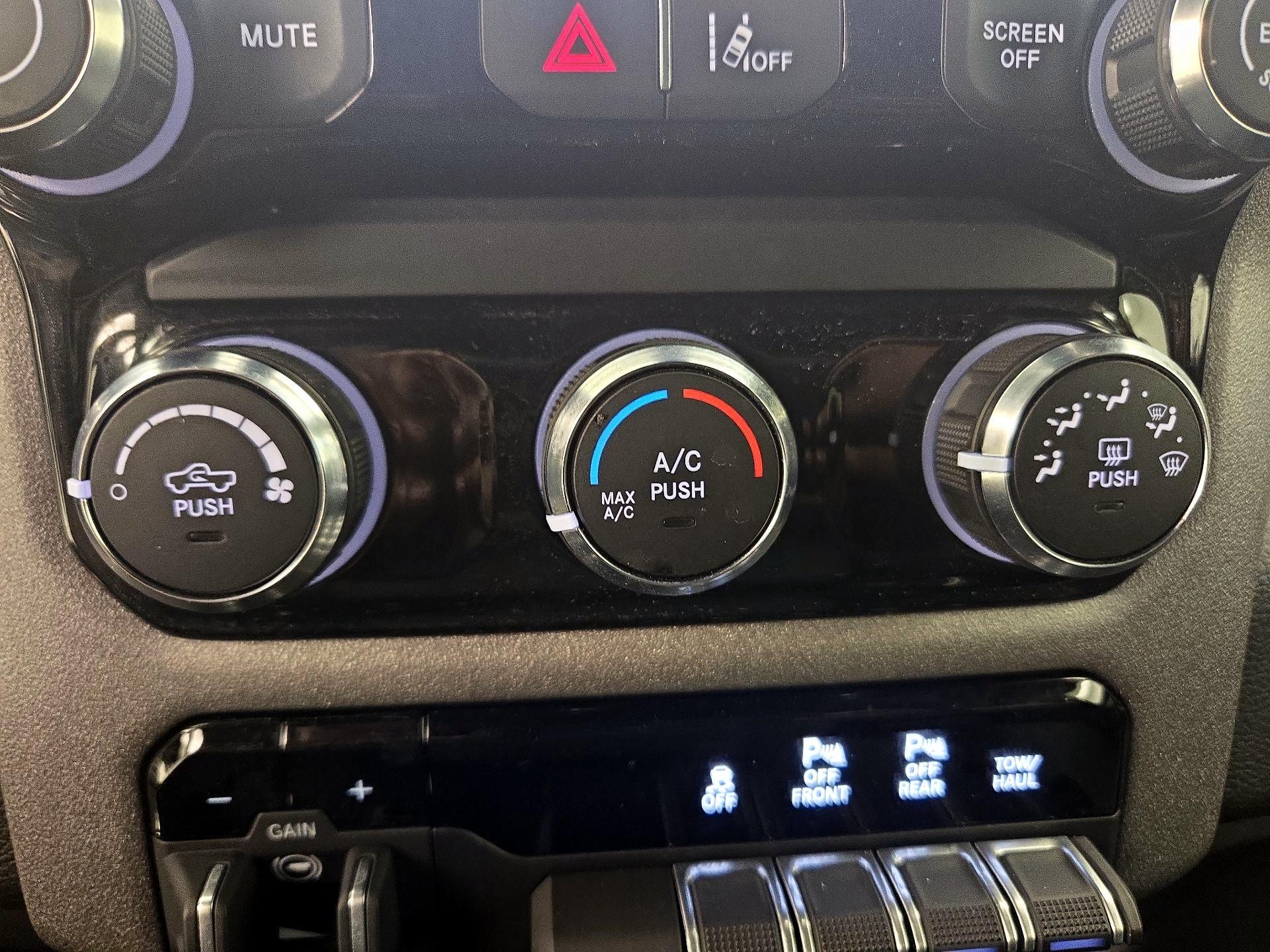 Thumbnail: 2025 RAM 1500 - 16