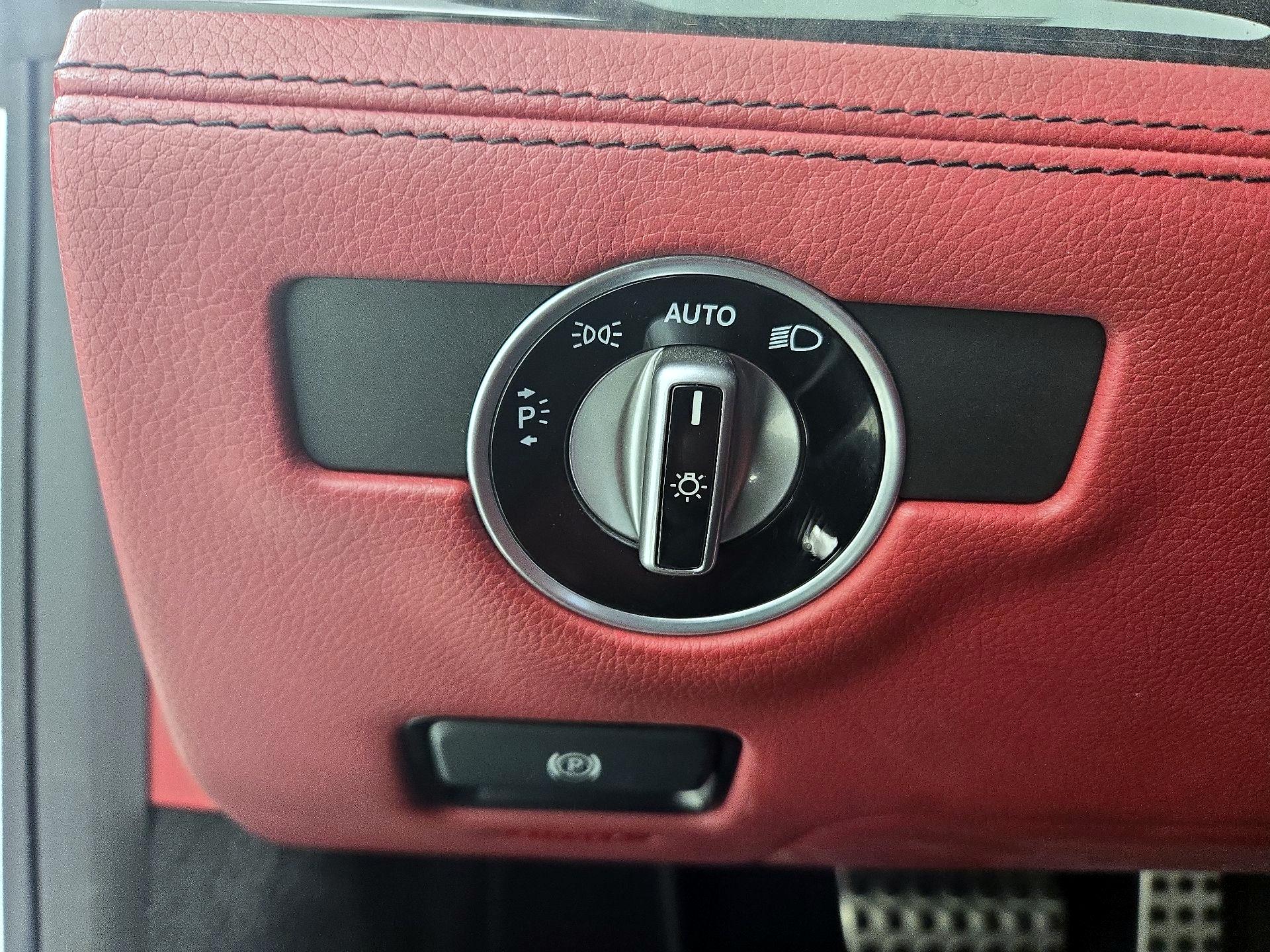 Thumbnail: 2018 Mercedes-Benz SL-Class - 12