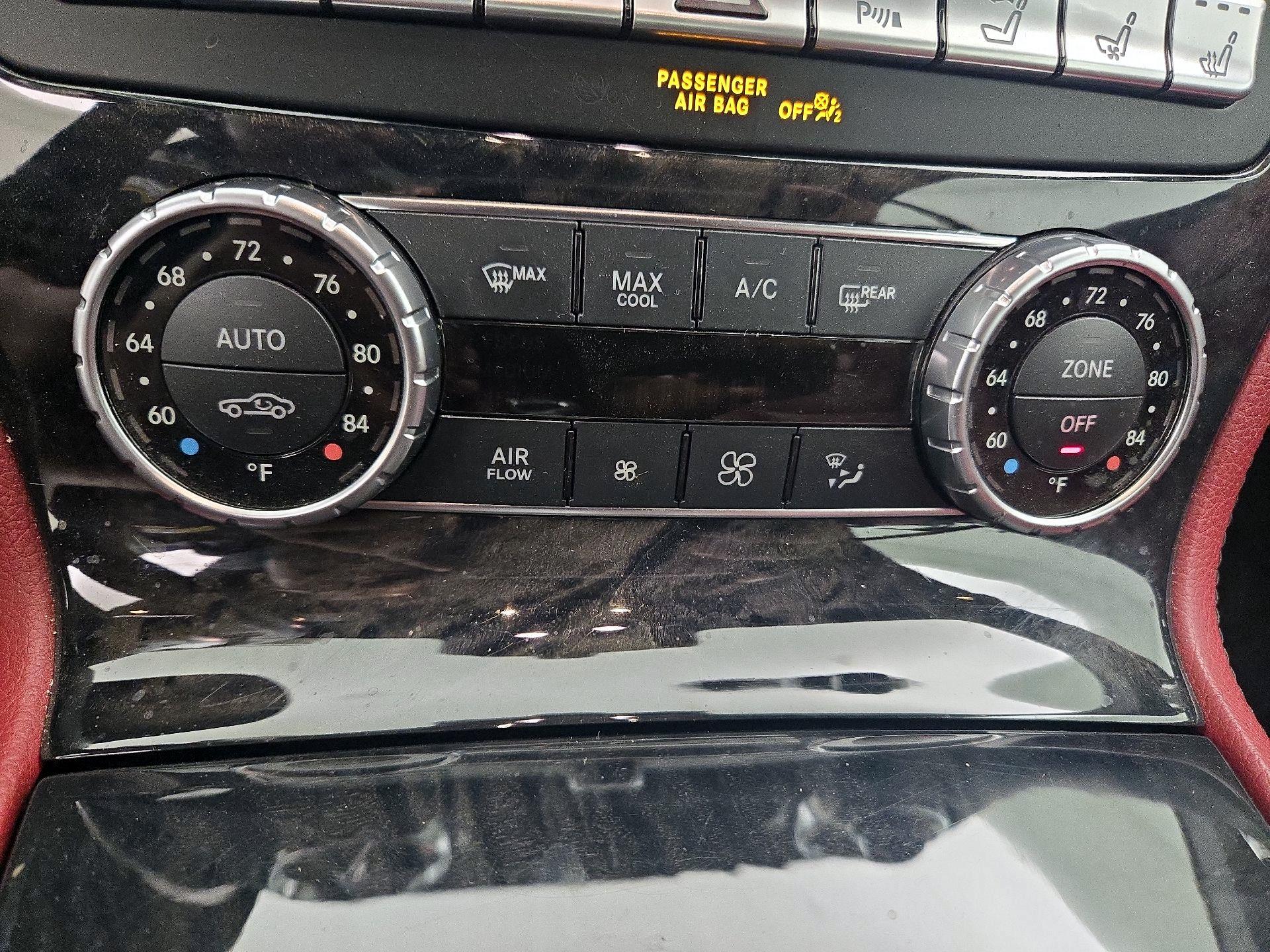 Thumbnail: 2018 Mercedes-Benz SL-Class - 16