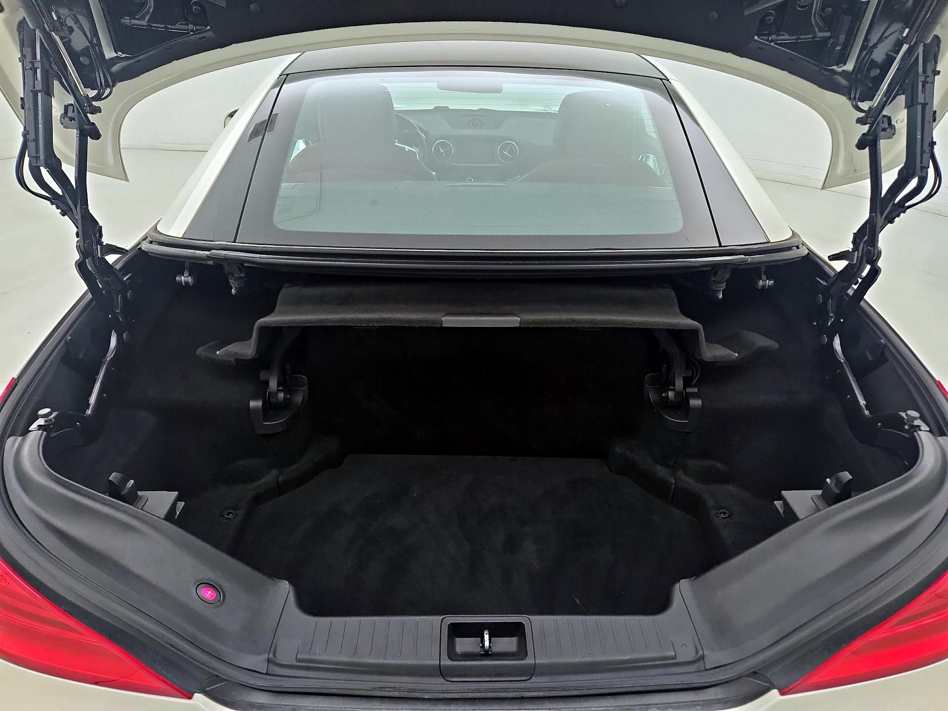 Thumbnail: 2018 Mercedes-Benz SL-Class - 20