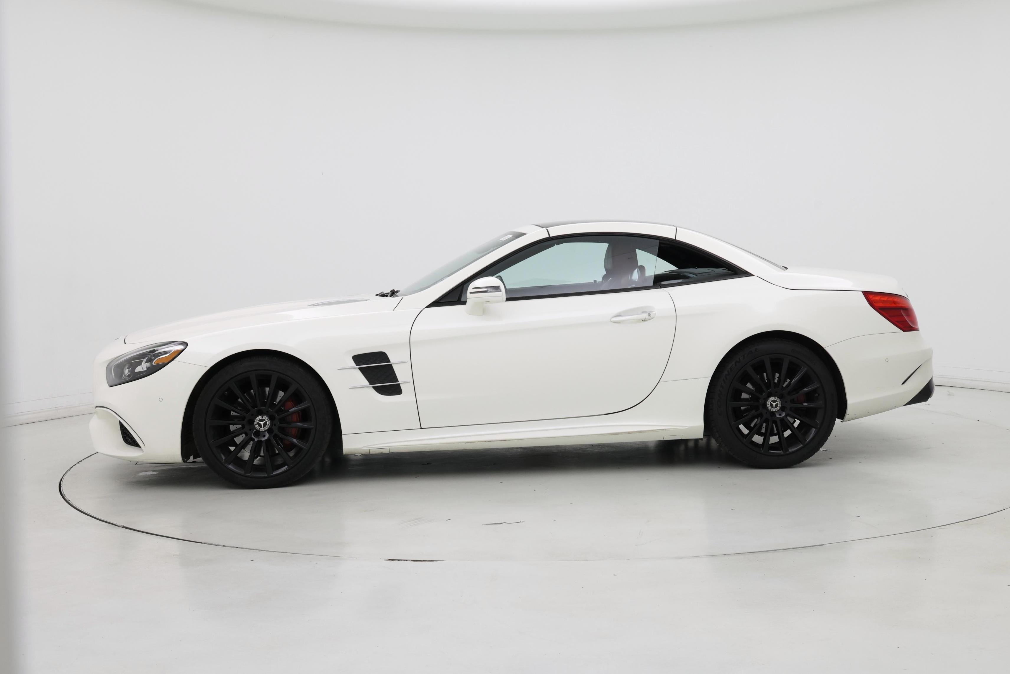 Thumbnail: 2018 Mercedes-Benz SL-Class - 3