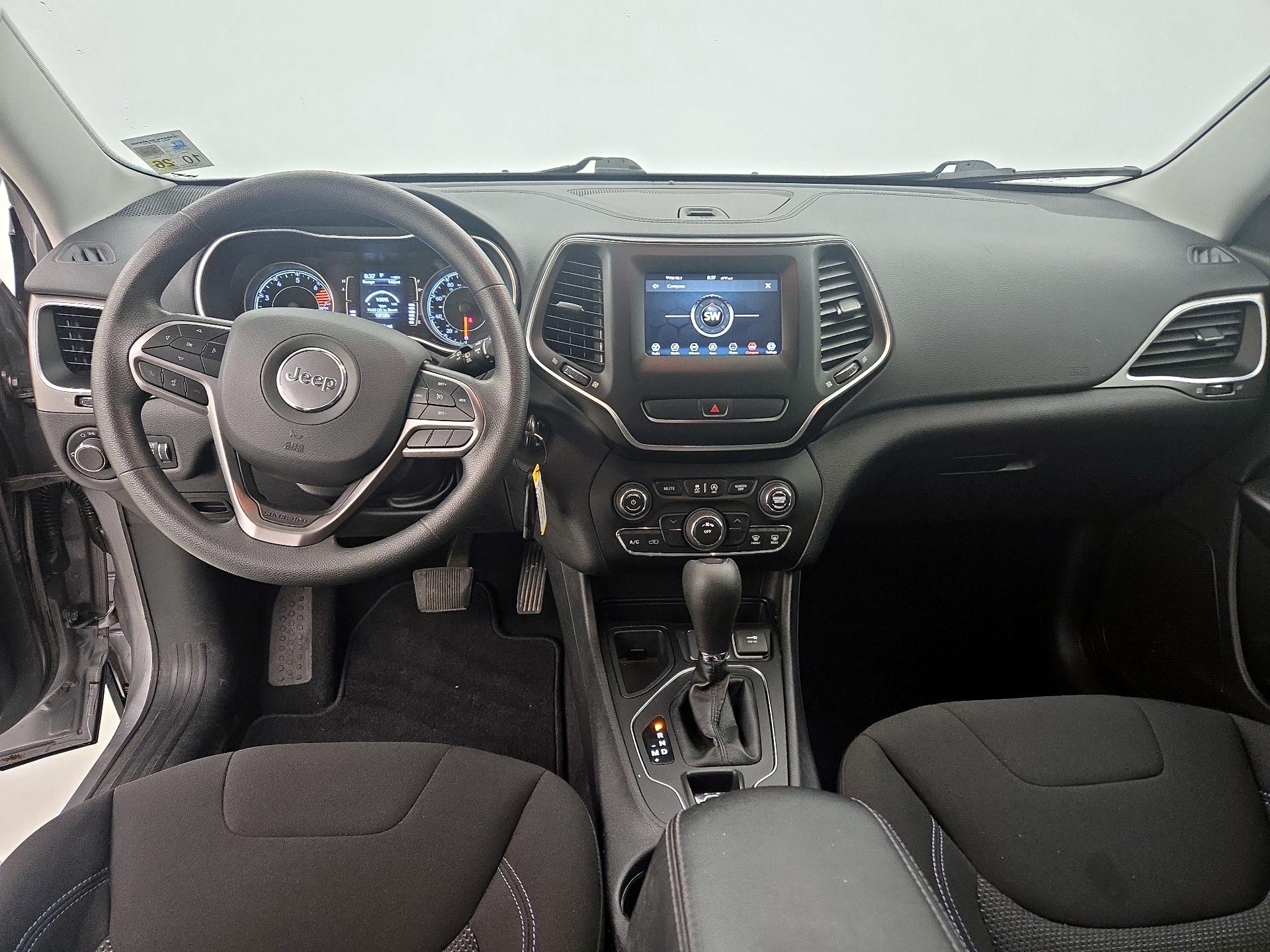 Thumbnail: 2020 Jeep Cherokee - 9