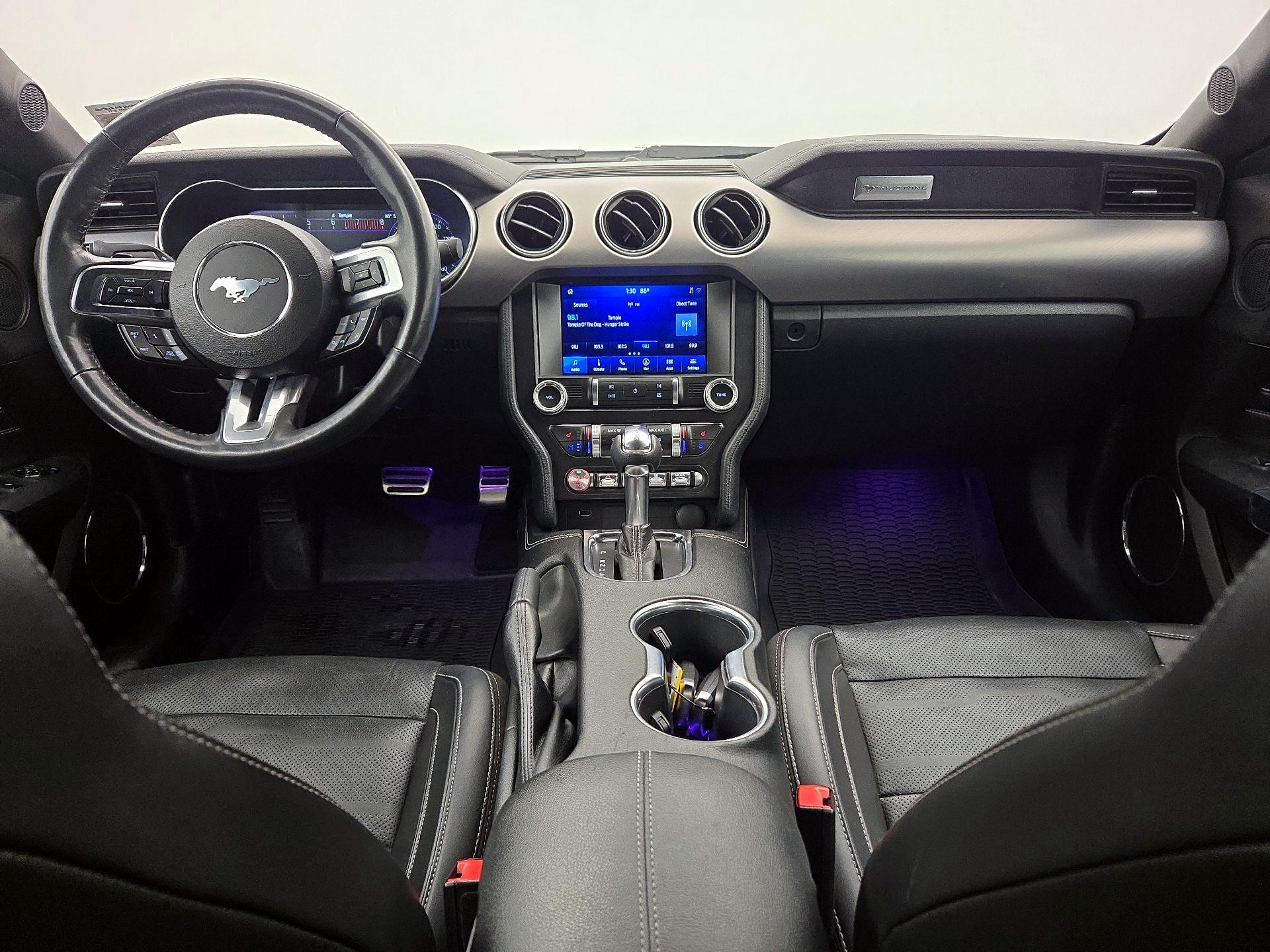 Thumbnail: 2022 Ford Mustang - 9