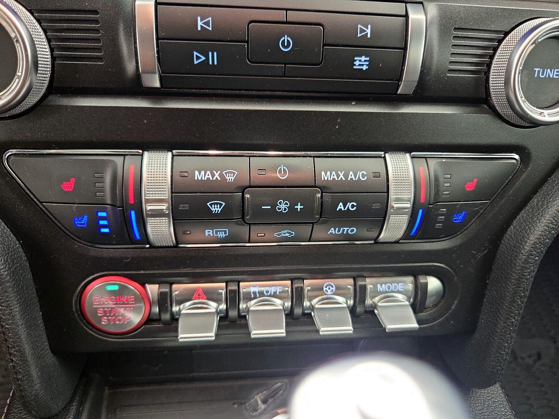 Thumbnail: 2022 Ford Mustang - 17