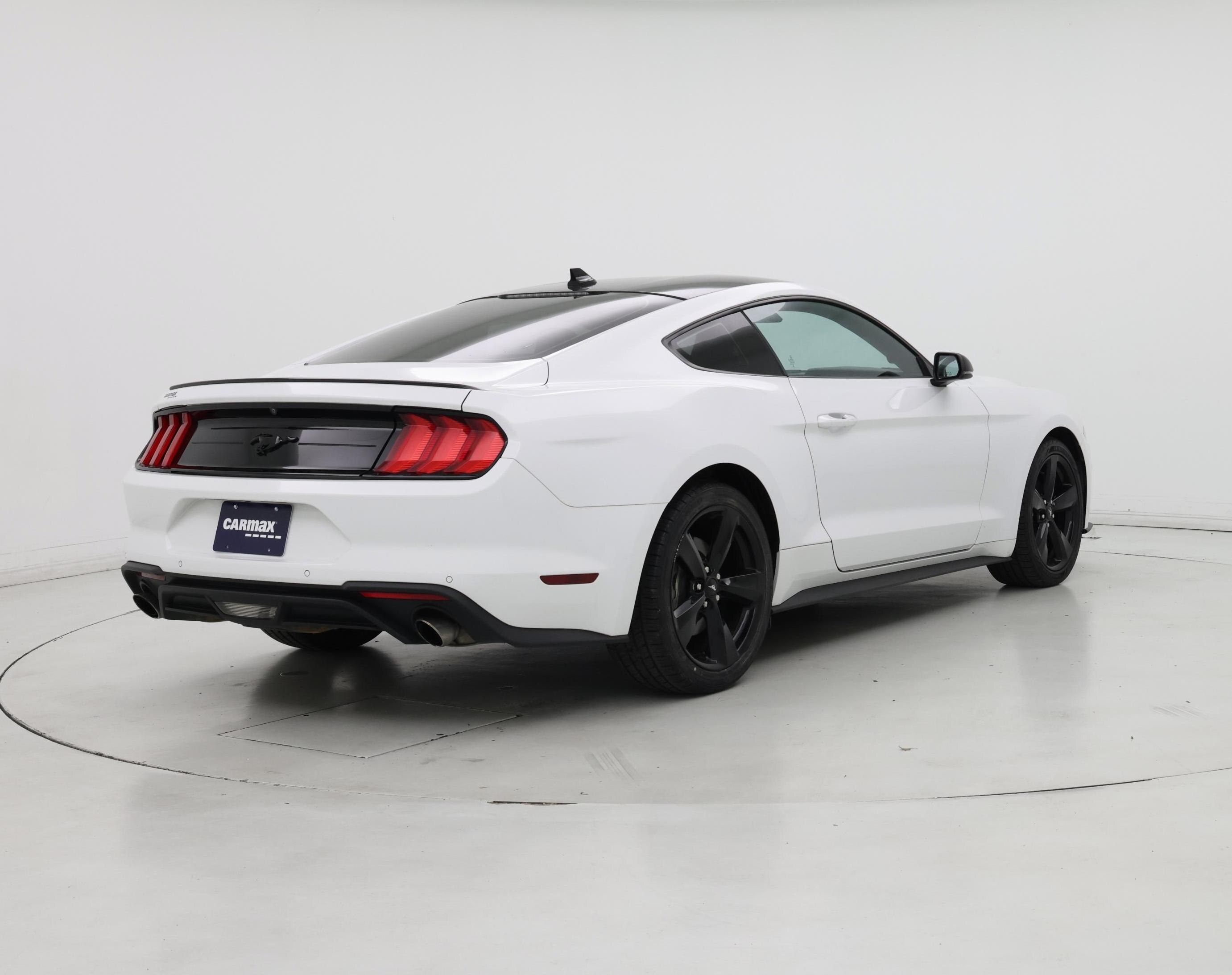 Thumbnail: 2022 Ford Mustang - 8