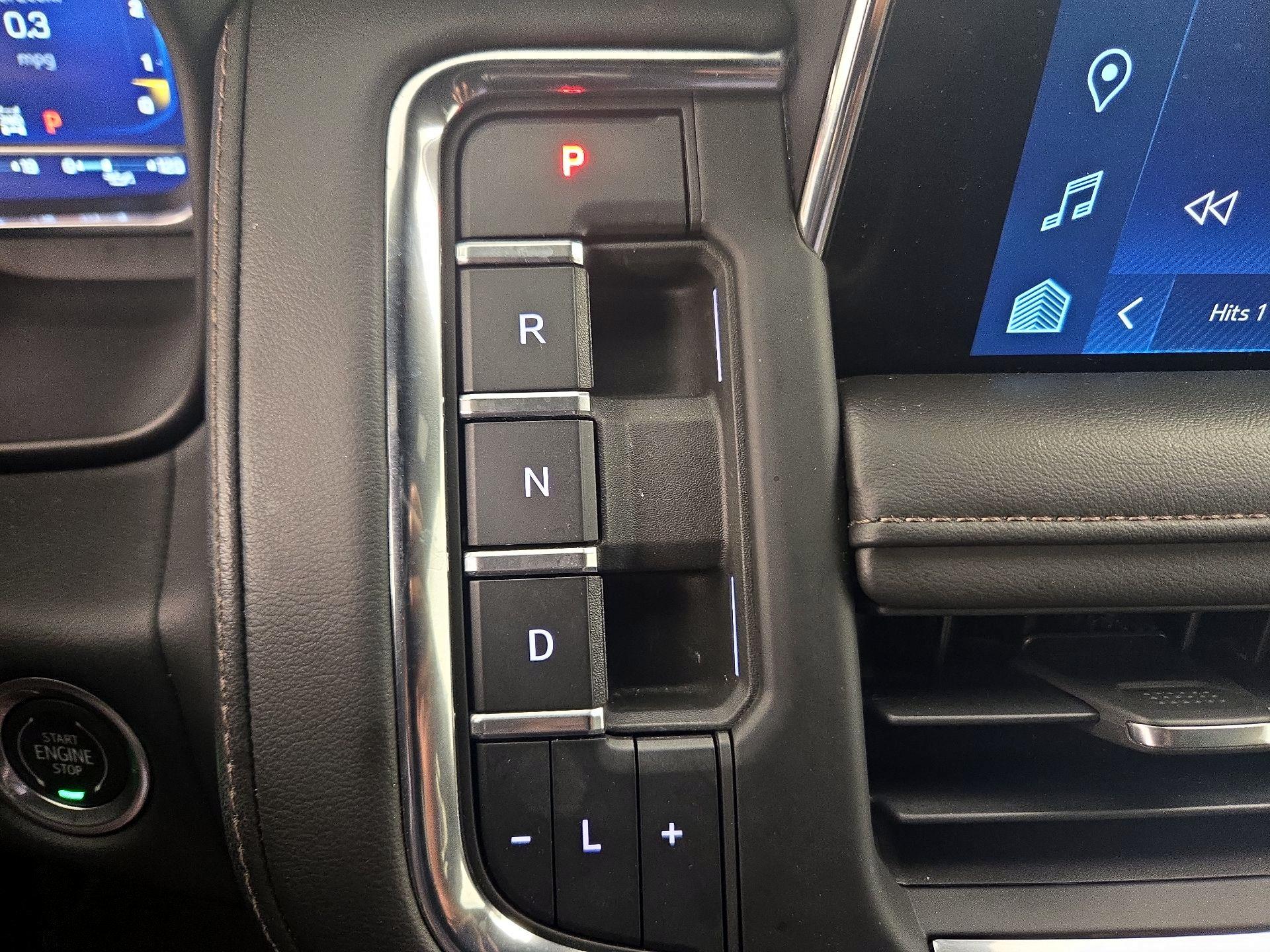 Thumbnail: 2023 Chevrolet Suburban - 18