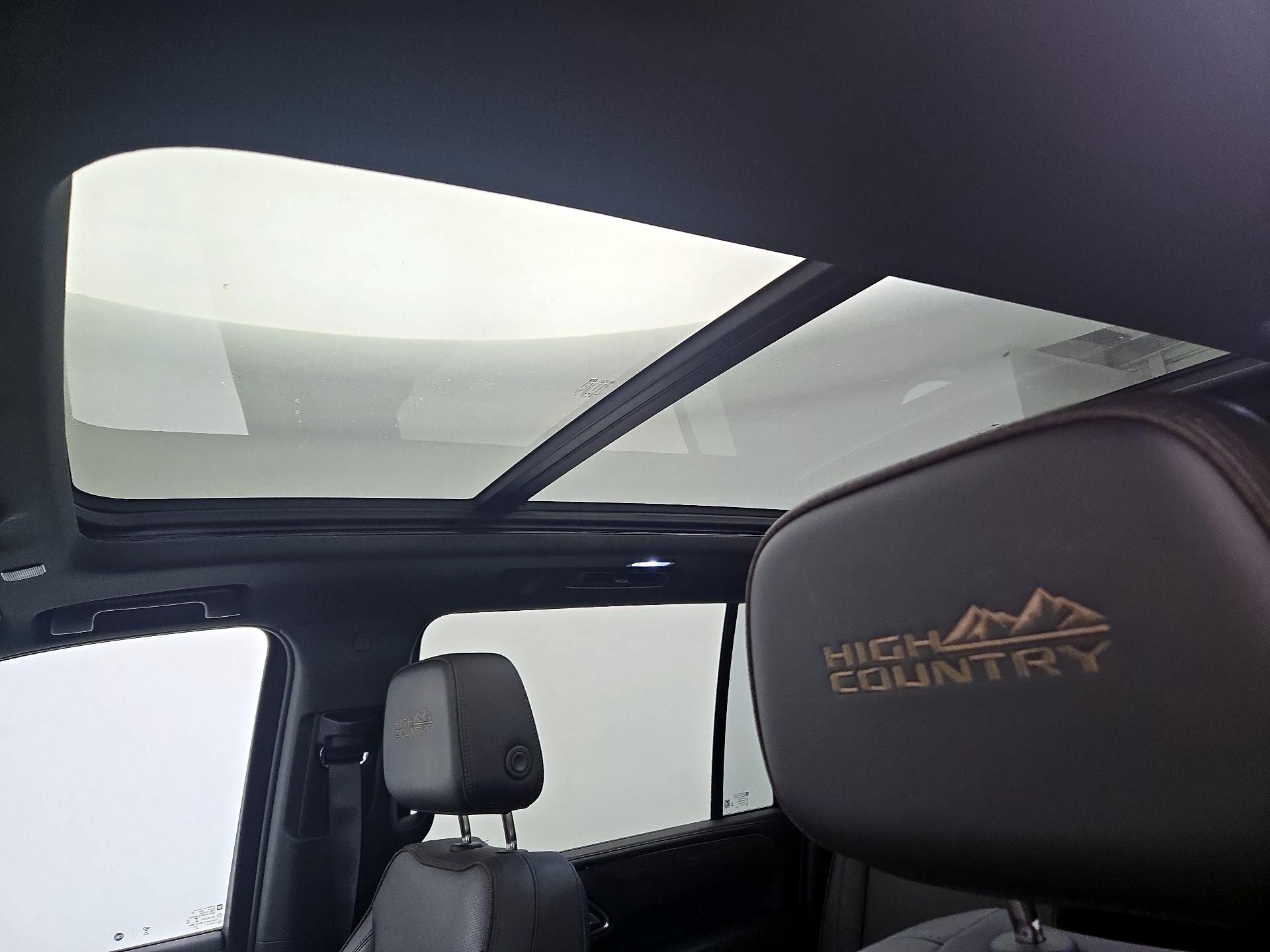 Thumbnail: 2023 Chevrolet Suburban - 20