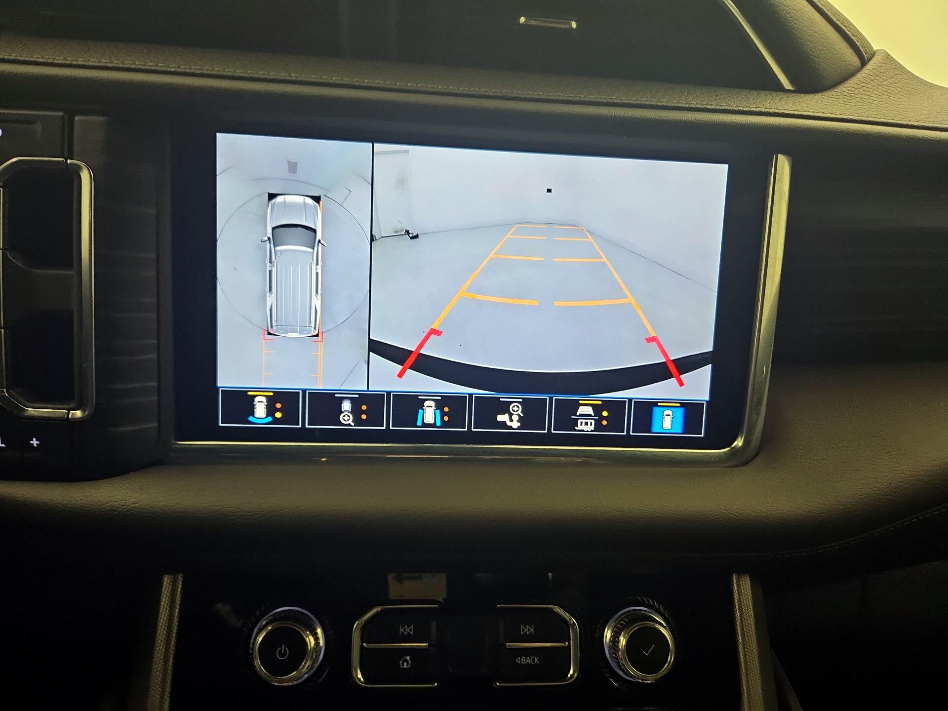 Thumbnail: 2021 GMC Yukon XL - 15