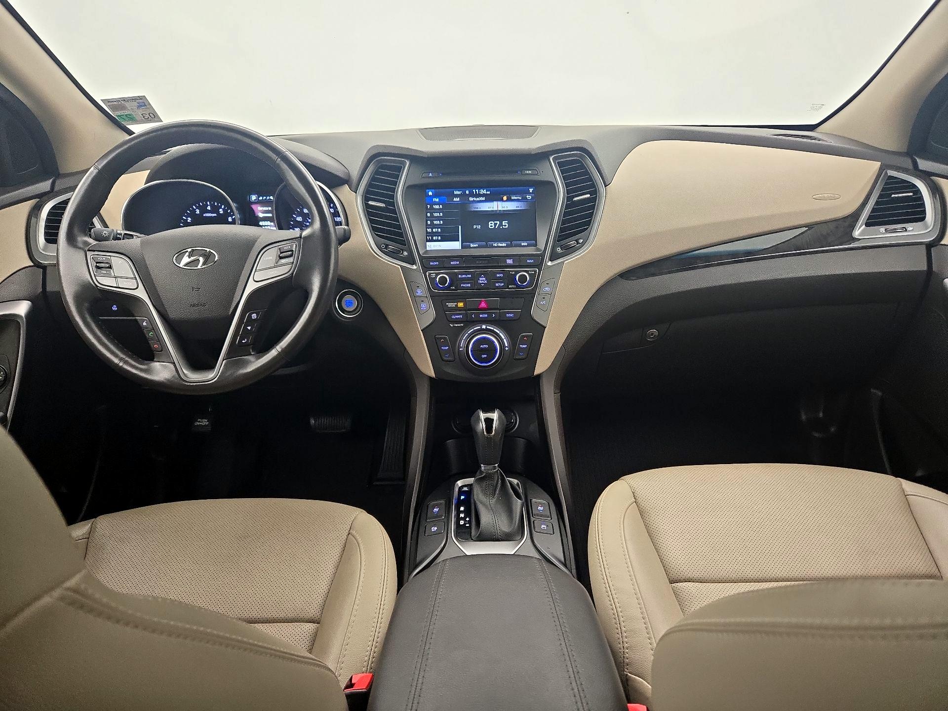 Thumbnail: 2017 Hyundai Santa Fe - 9