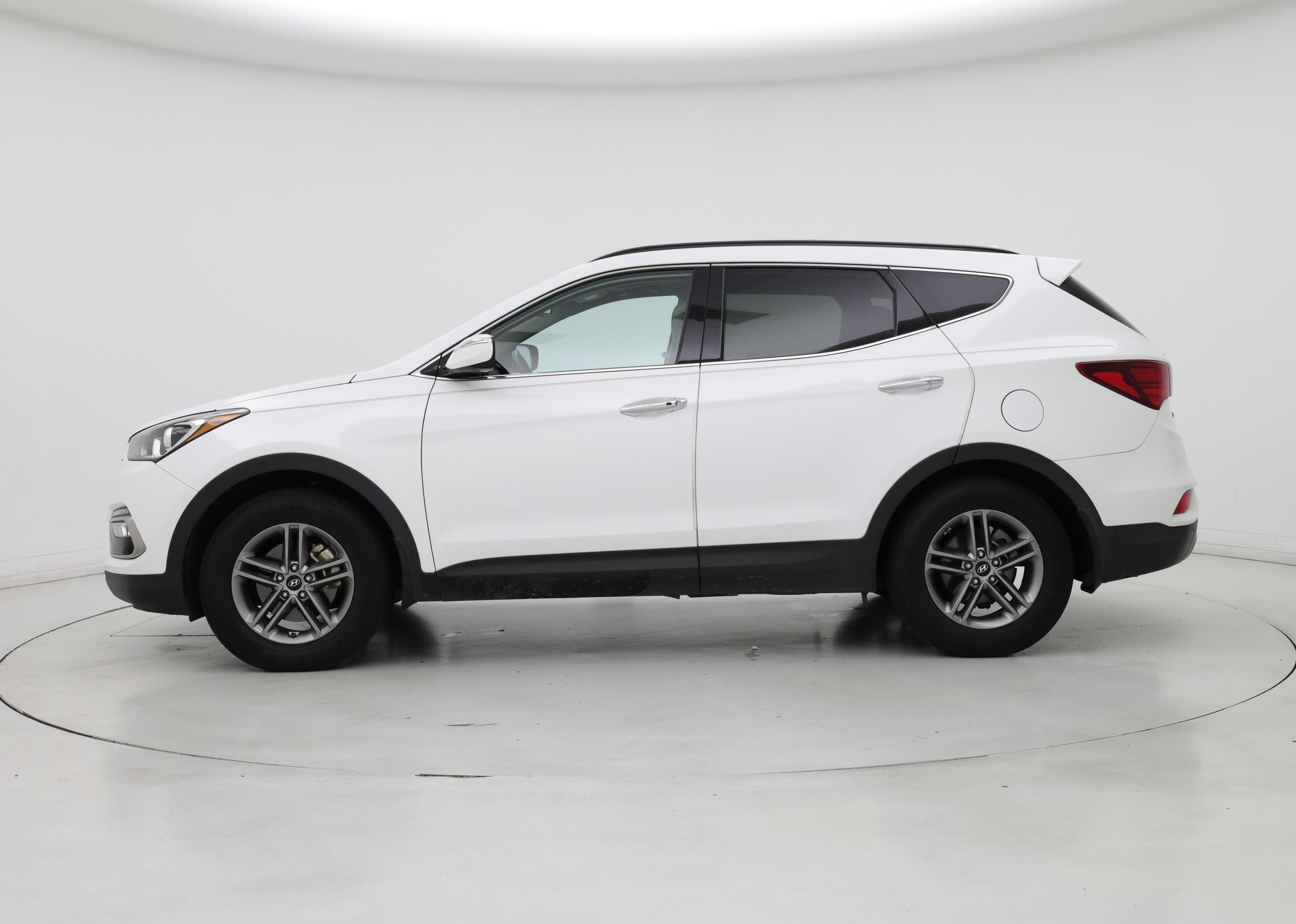 Thumbnail: 2017 Hyundai Santa Fe - 3