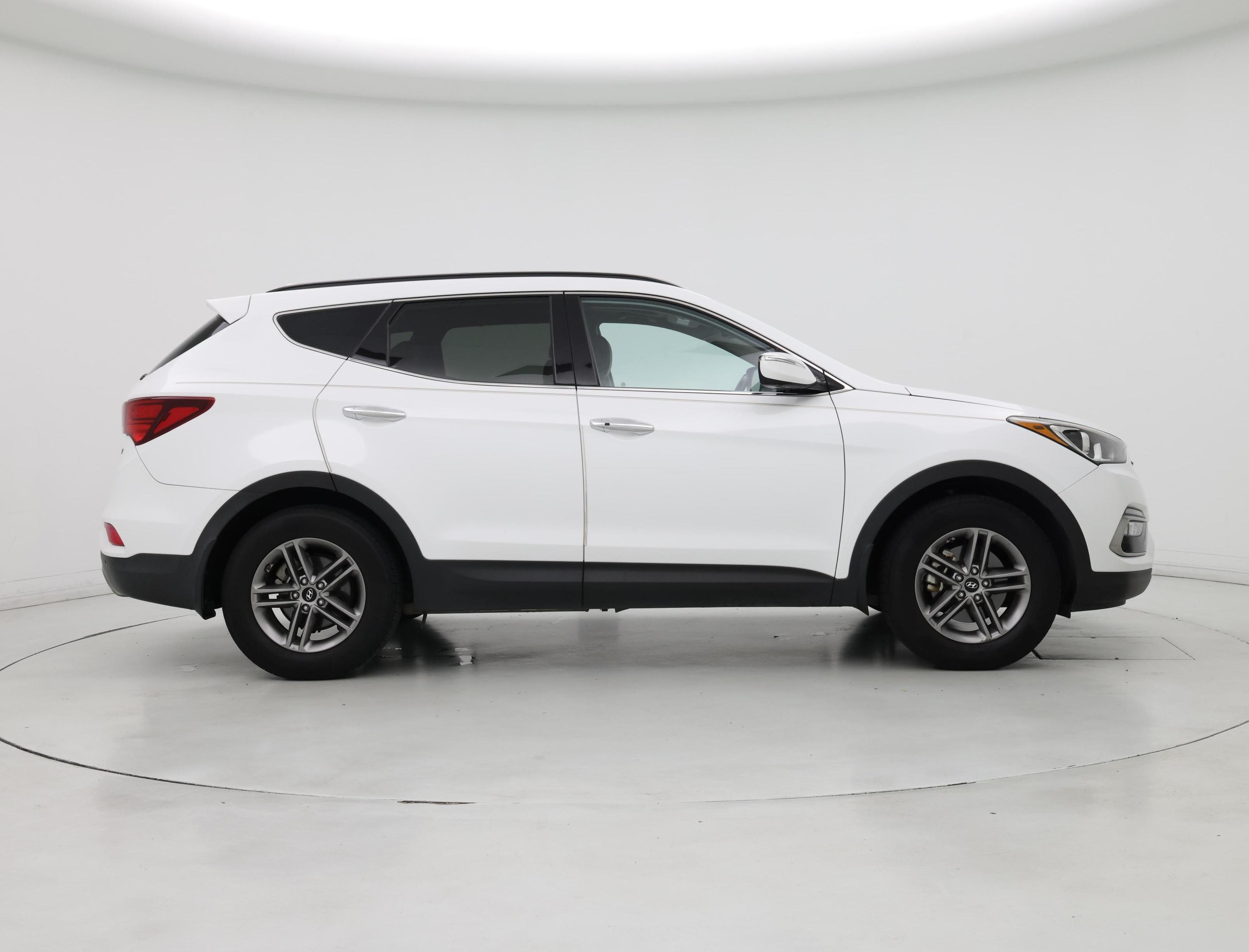 Thumbnail: 2017 Hyundai Santa Fe - 7