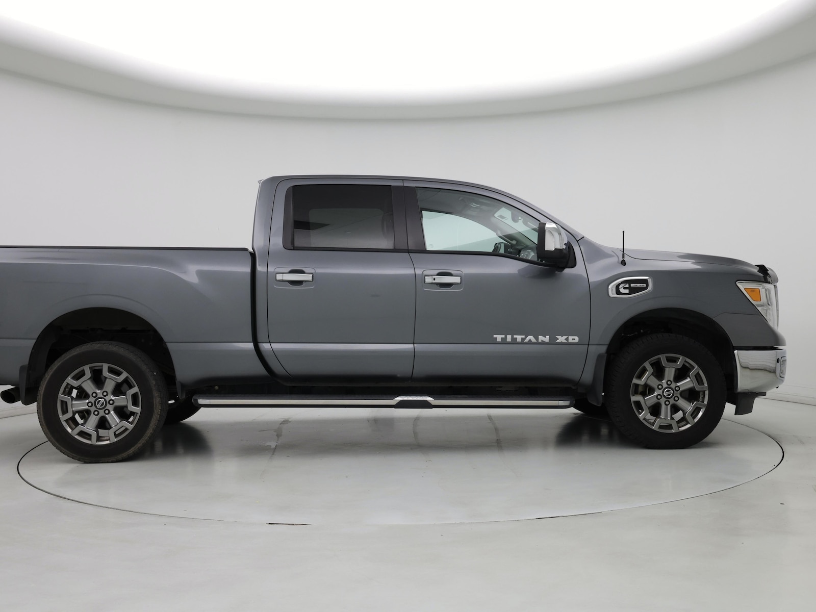 2018 Nissan Titan XD SL - Photo 8