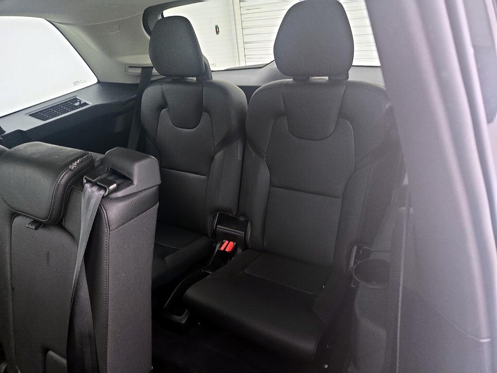 2022 Volvo XC90 Momentum - Photo 23