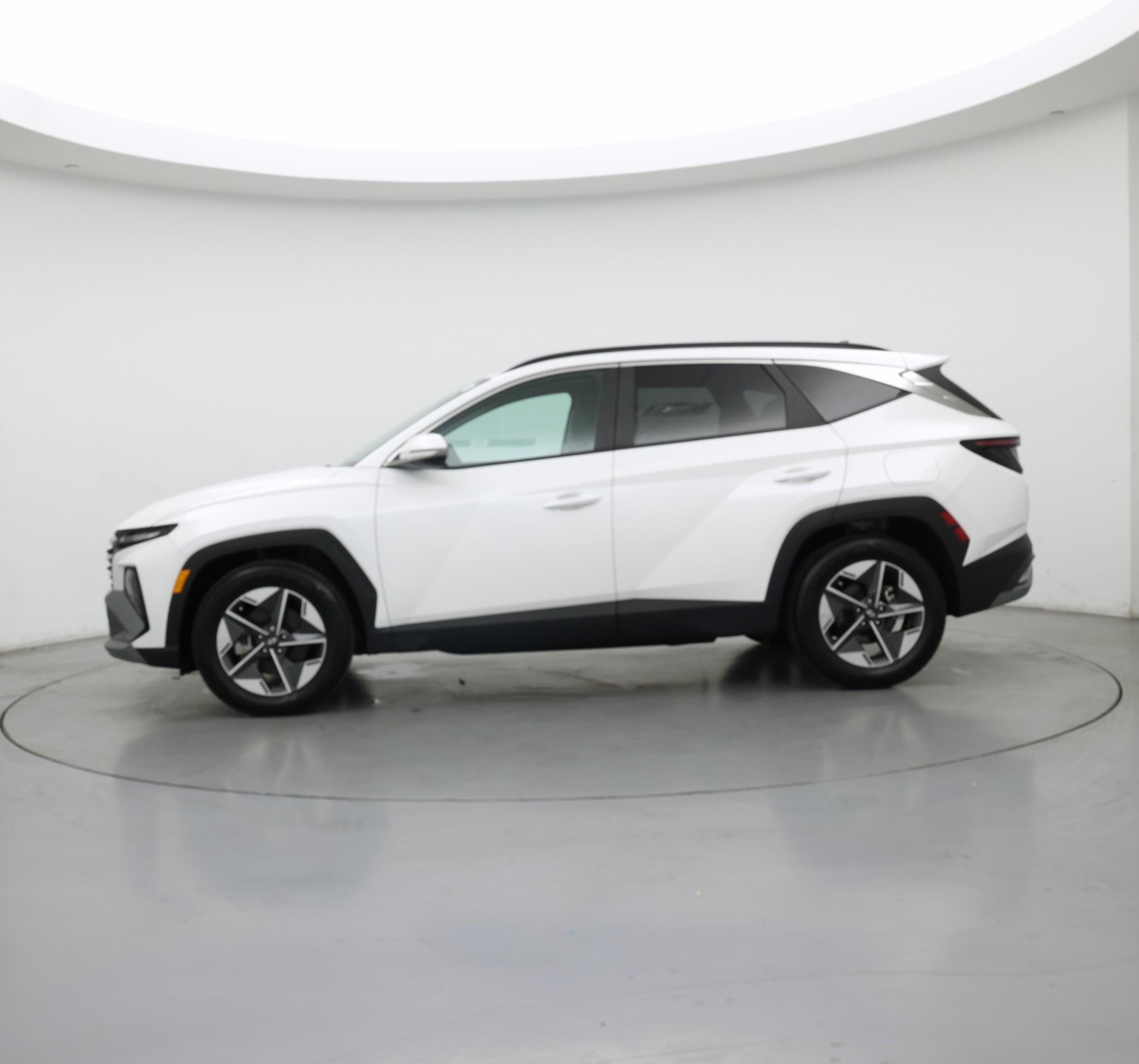 Thumbnail: 2025 Hyundai Tucson - 3