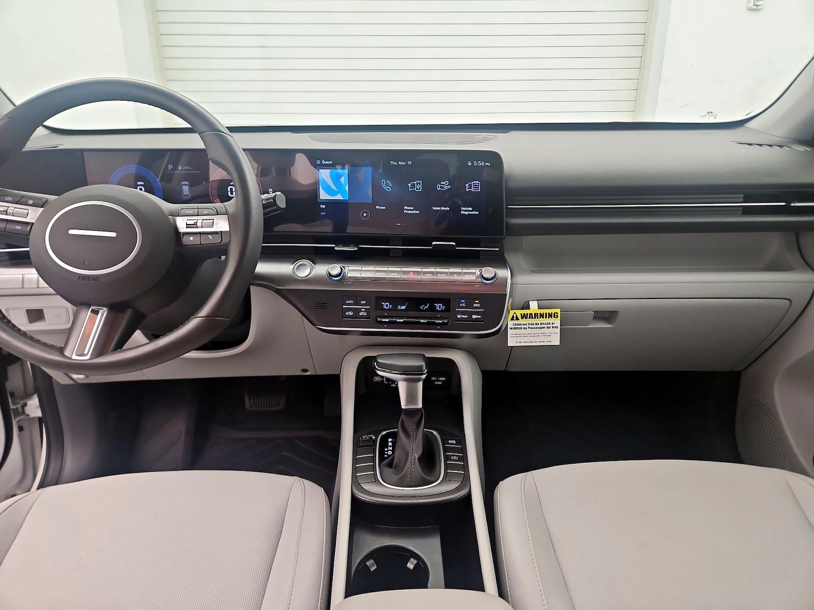 2025 Hyundai Kona SEL - Photo 10