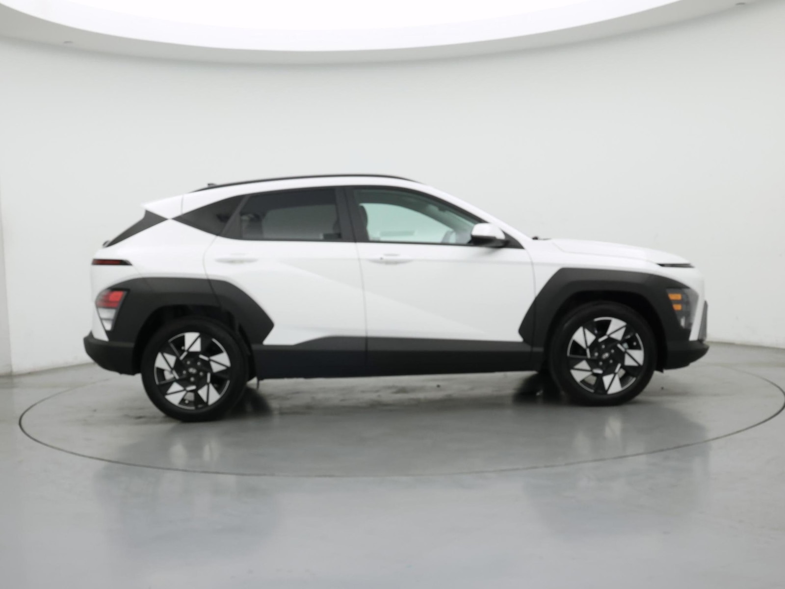 2025 Hyundai Kona SEL - Photo 8