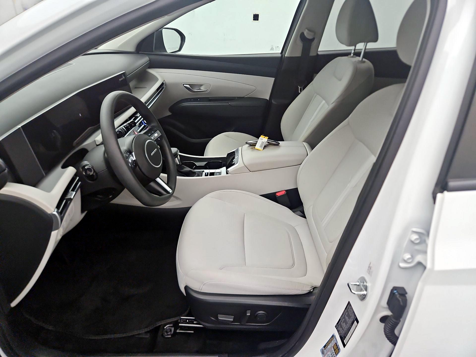 Thumbnail: 2025 Hyundai Tucson - 9