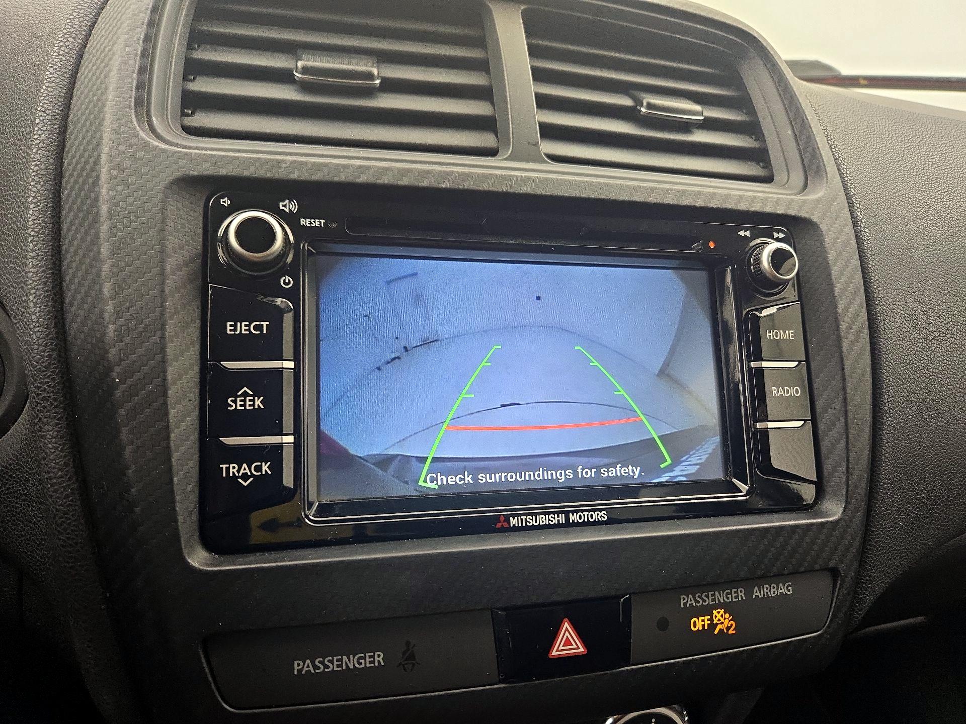 Thumbnail: 2018 Mitsubishi Outlander Sport - 14