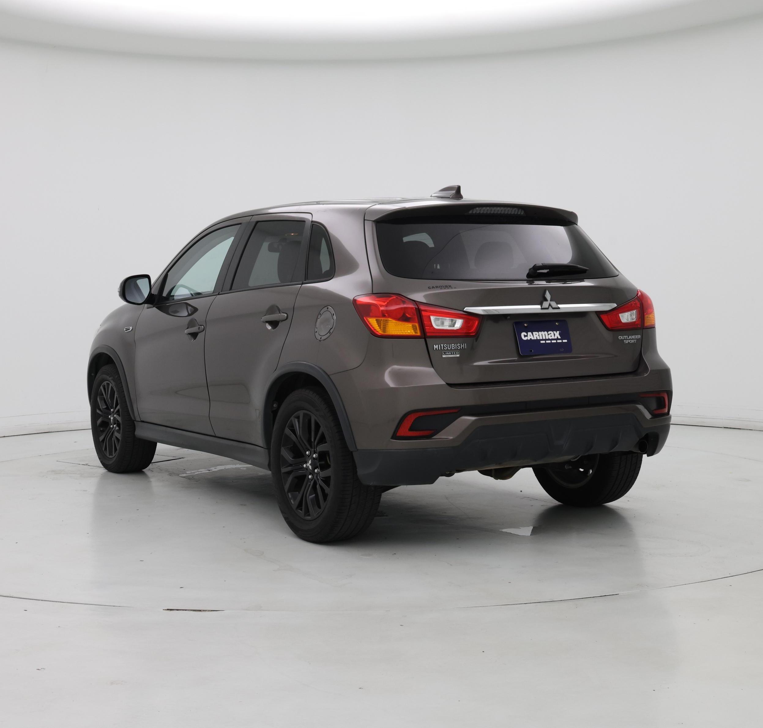 Thumbnail: 2018 Mitsubishi Outlander Sport - 2