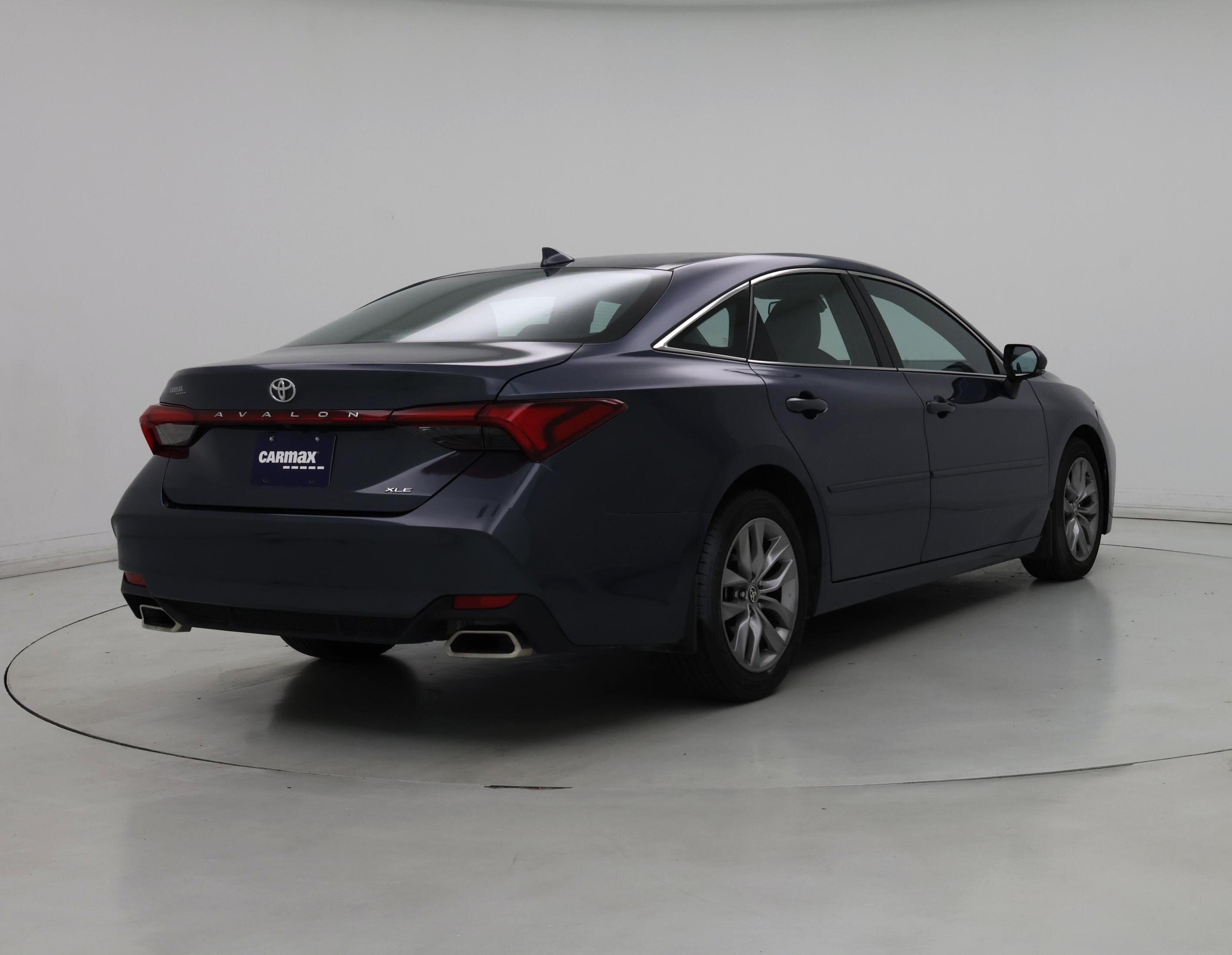 Thumbnail: 2022 Toyota Avalon - 8