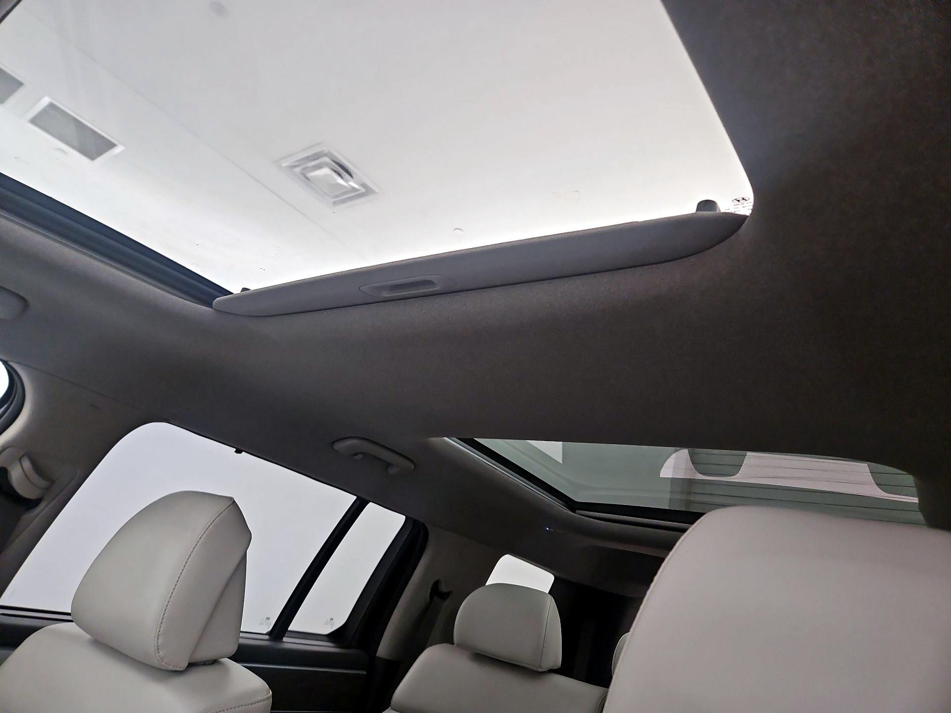 Thumbnail: 2024 Hyundai Santa Fe - 18